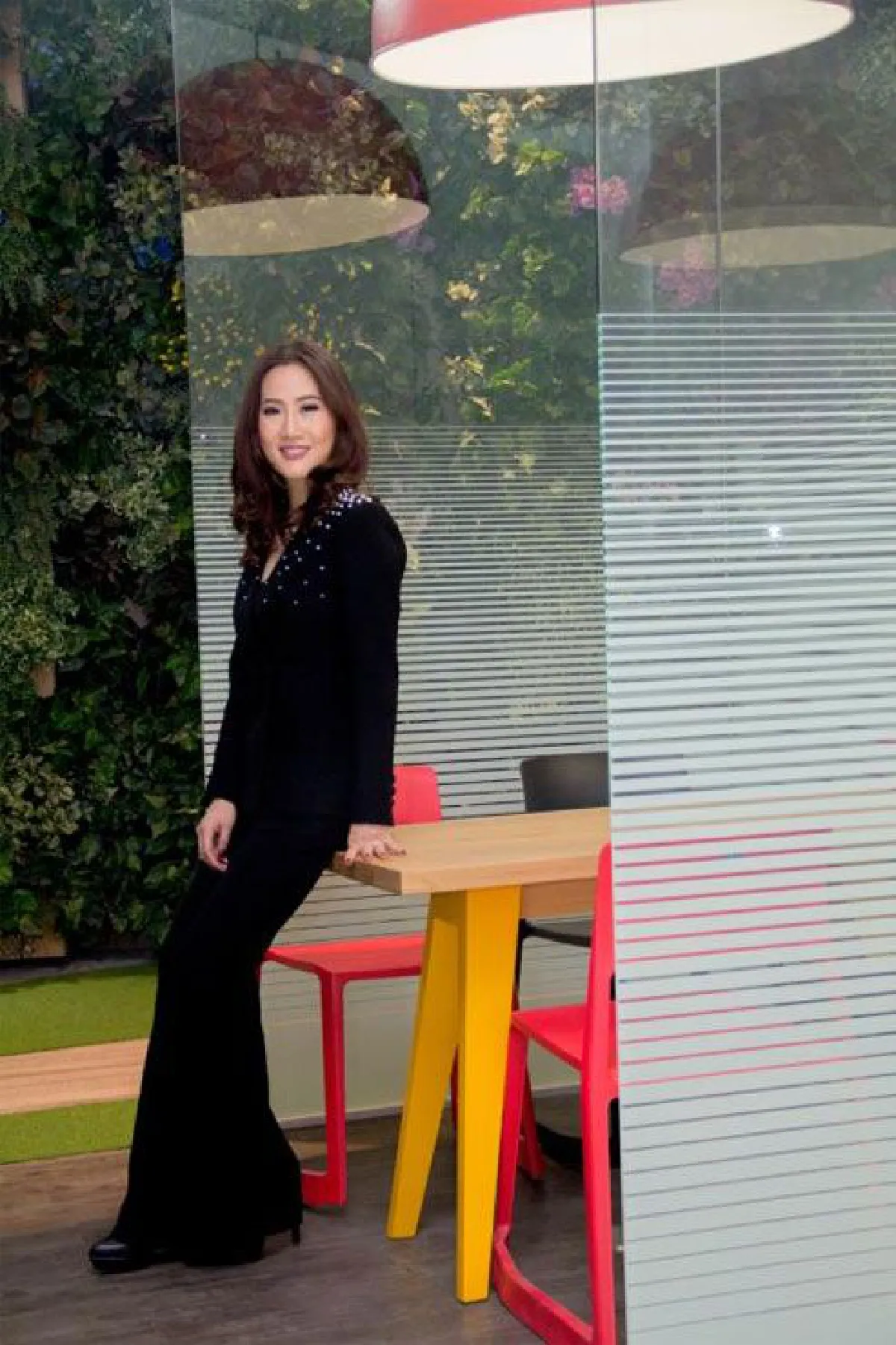 ซีอีโอหญิงแกร่ง นำพาซินเน็ครุ่ง