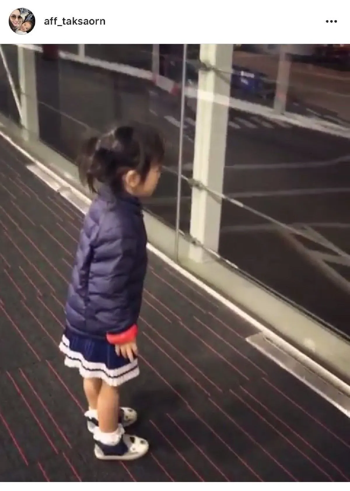 แฮปปี้สุดๆ! "แอฟ" พา "น้องปีใหม่" เที่ยวปารีส ก่อนเปิดเทอม