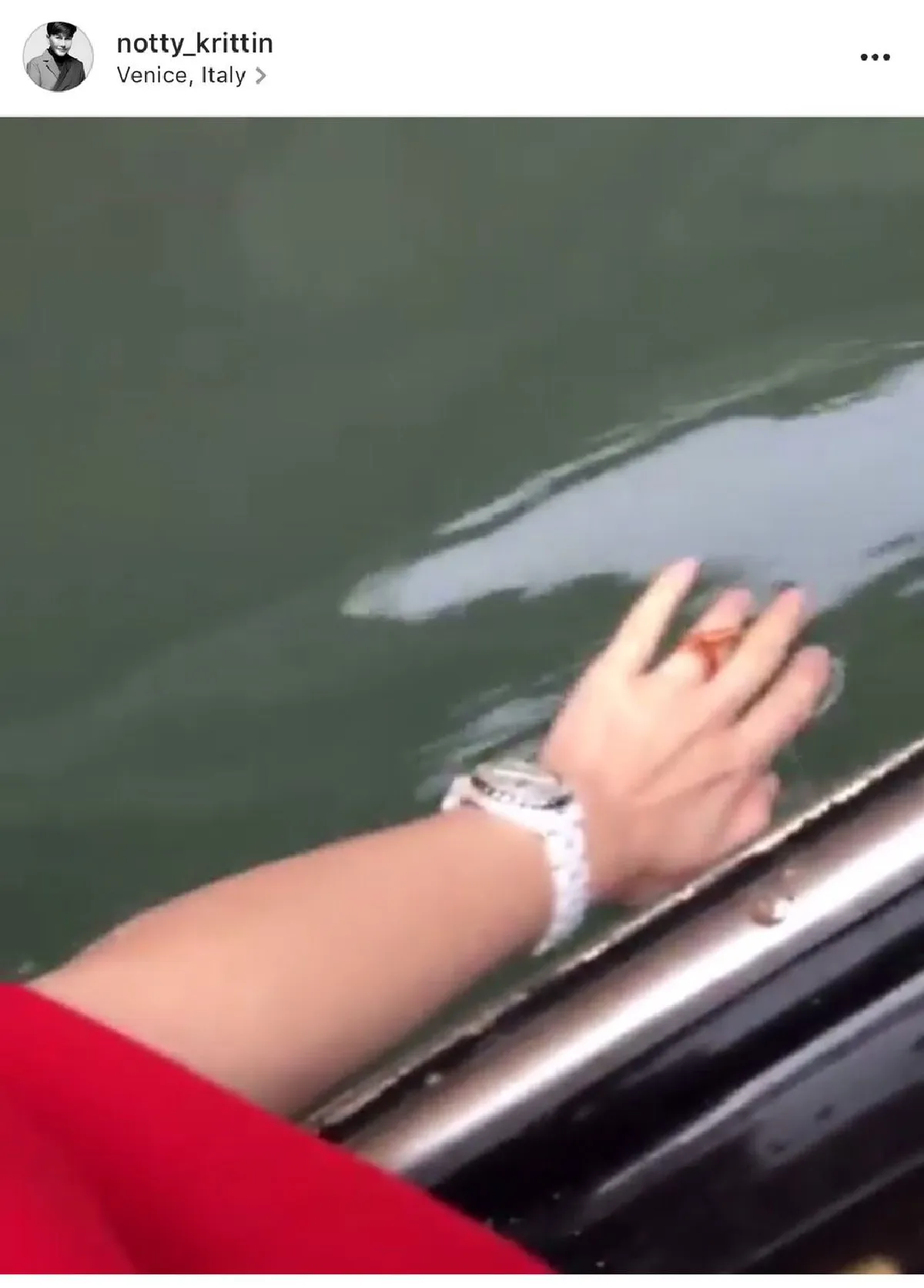 หมั้นแล้ว!! "เสก” มอบแหวนแทนใจ “อีฟ แม็กซิม” ที่เวนิส อิตาลี