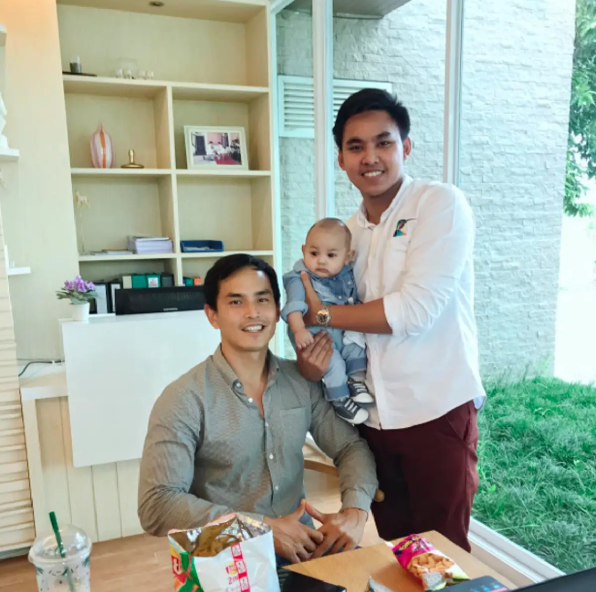 “แซนวิช” พา "น้องลีออง" ลูกชายคนล่าสุดของ "เสก โลโซ” เที่ยวเขาใหญ่