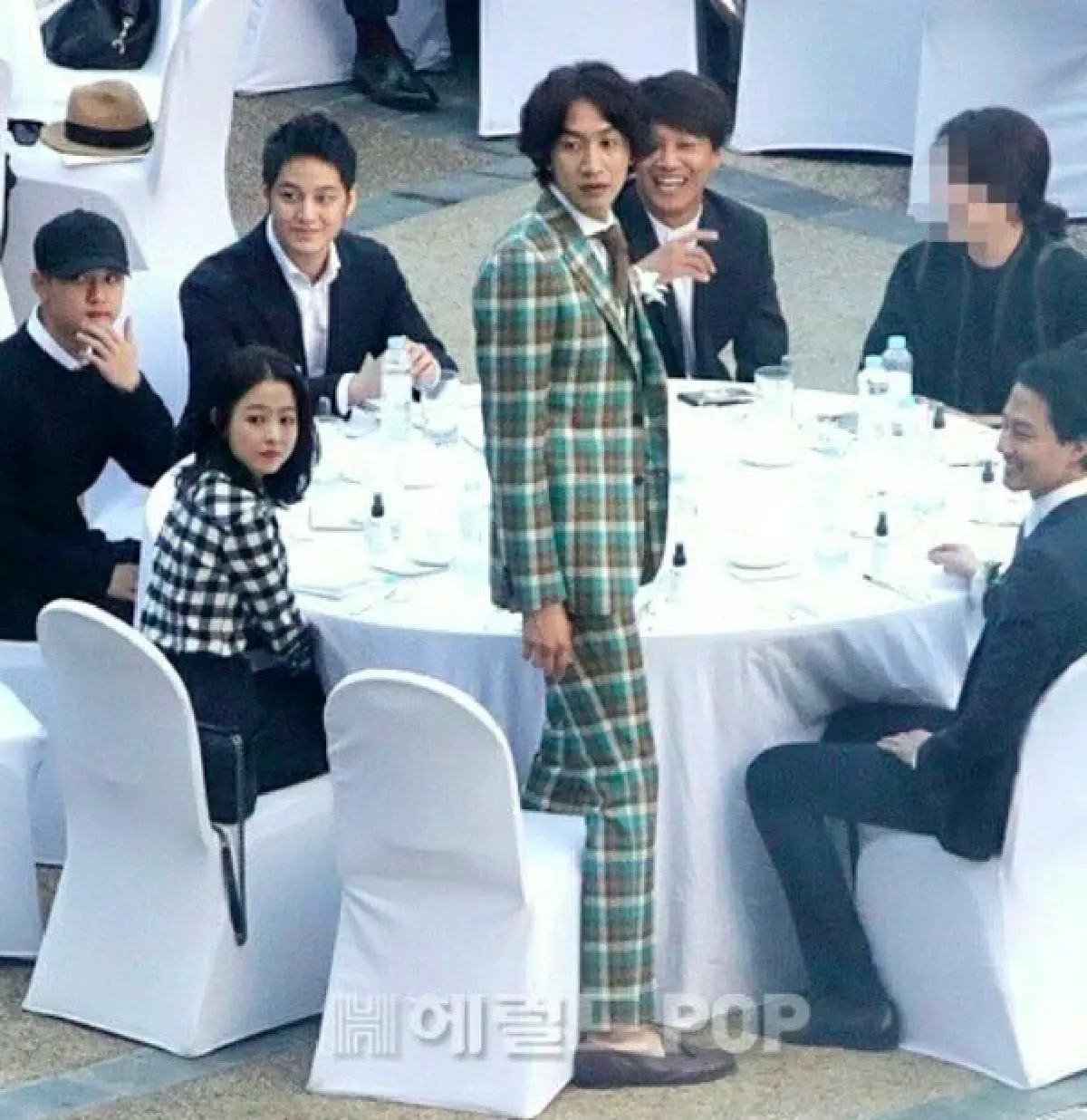 รวมตัวหนุ่มหล่อทั้งวงการ แขกร่วมงาน #SongSongCoupleWedding