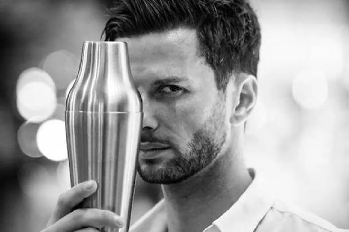 "Perrier" จัดกิจกรรม "Perrier X Guest  Mixologist" เชิญ 3 มิกโซโลจิสต์ระดับโลก สร้างสรรค์เครื่องดื่มสูตรพิเศษเฉพาะตัว "The Essence of Thai"