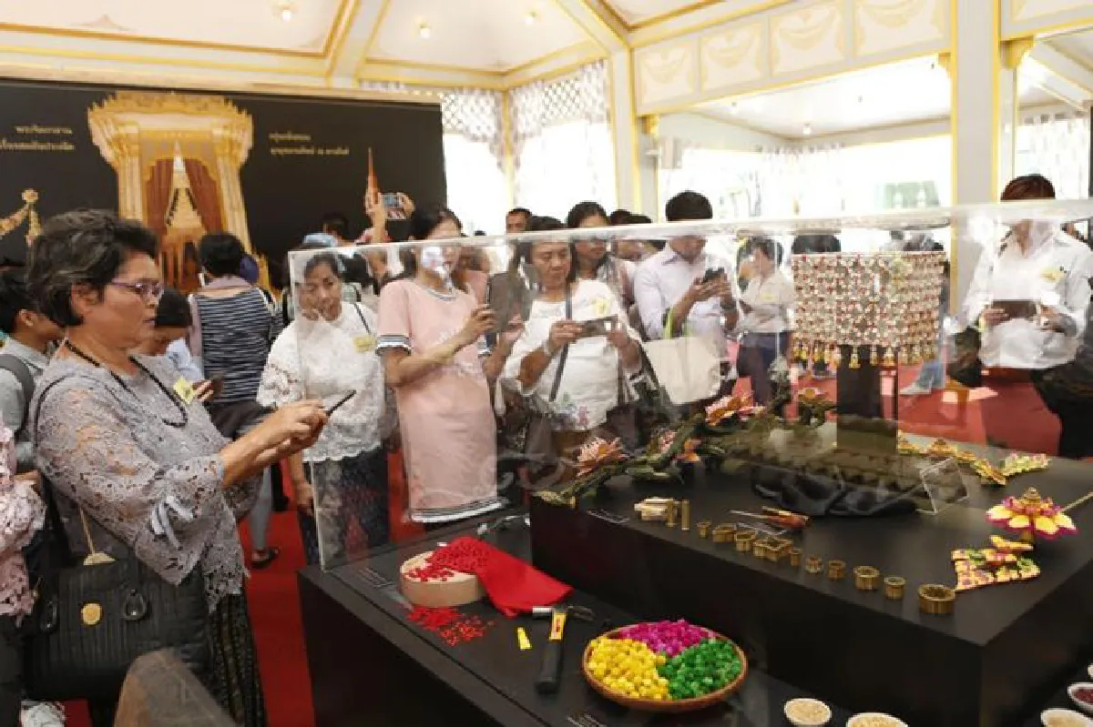 ชมพระเมรุมาศ ขวัญที่ดีของชีวิต