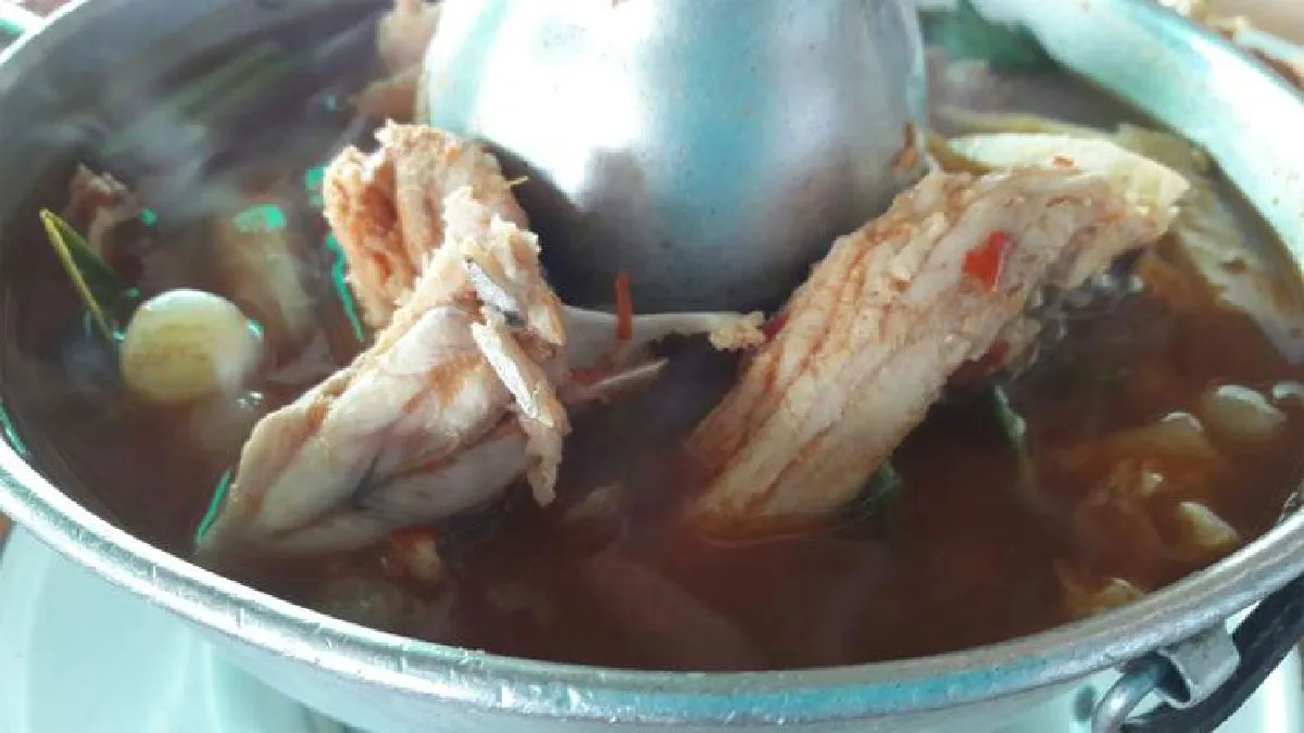 ร้านคุ้นลิ้น ปากอ่าว