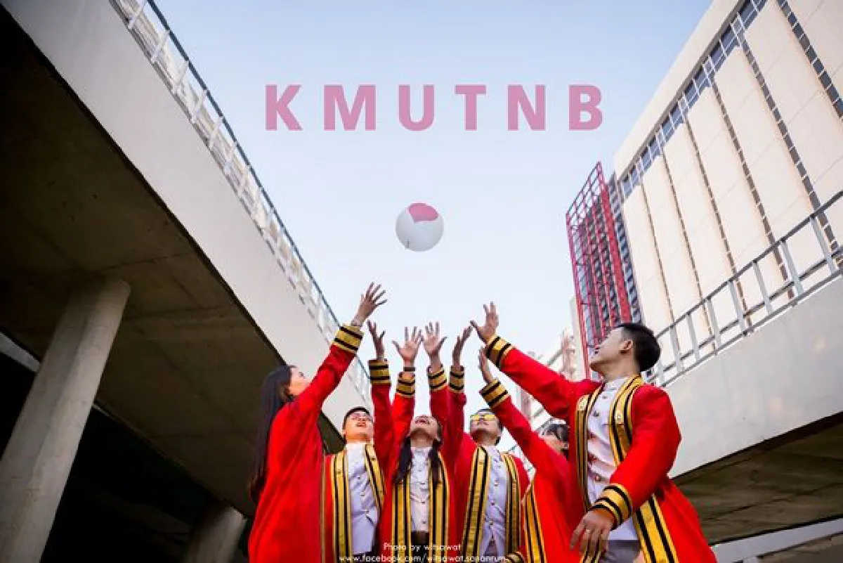 ขอแสดงความยินดีกับดุษฎีบัณฑิต มหาบัณฑิต และบัณฑิต จาก 3 พระจอมเกล้า  ในพิธีพระราชทานปริญญาบัตร ปีการศึกษา 2559