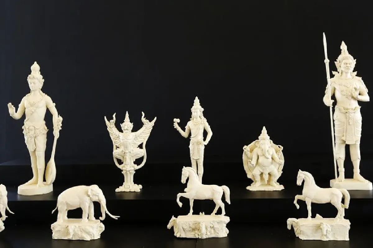 ลึกซึ้งถึงสกุลช่าง ในศาลาลูกขุนรอบพระเมรุ