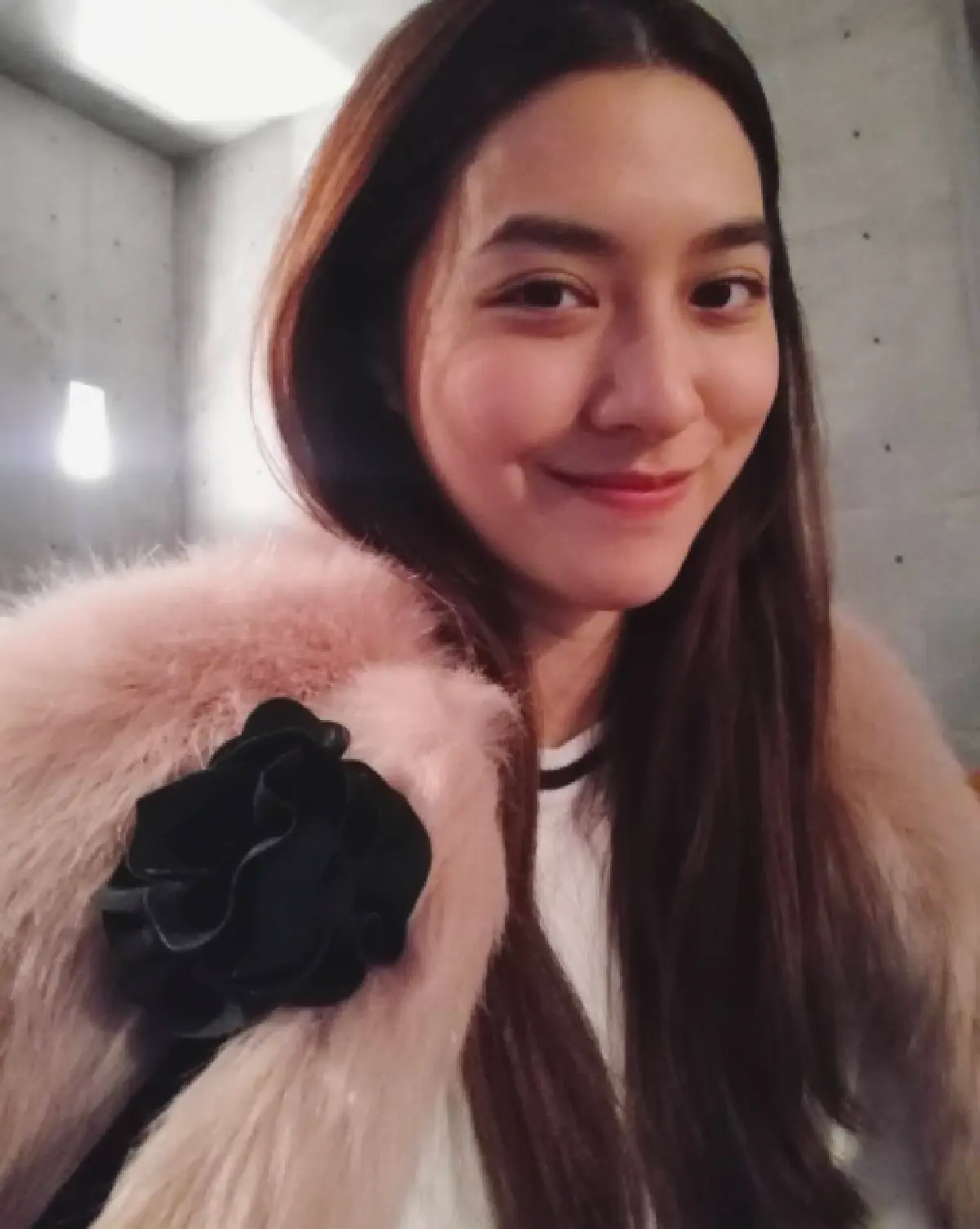 10 ภาพพิสูจน์ “มิว นิษฐา” นางเอกที่มีรอยยิ้มสดใส แถมหน้าสดยังสวยมาก