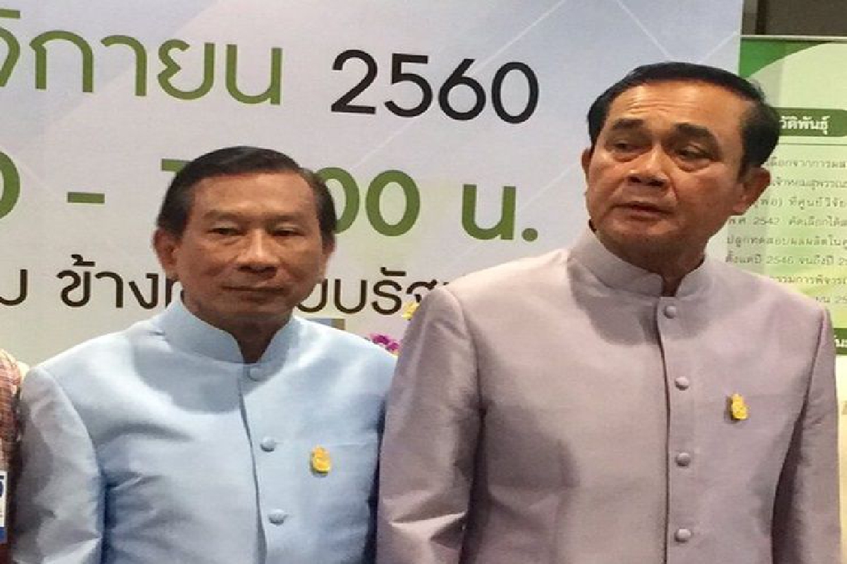 "บิ๊กฉัตร"โต้ข่าวอยากพัก ย้ำเวลาทำงานนายกฯไม่มีเพื่อน "บิ๊กฉัตร"โต้ข่าวอยากพัก ย้ำเวลาทำงานนายกฯไม่มีเพื่อน