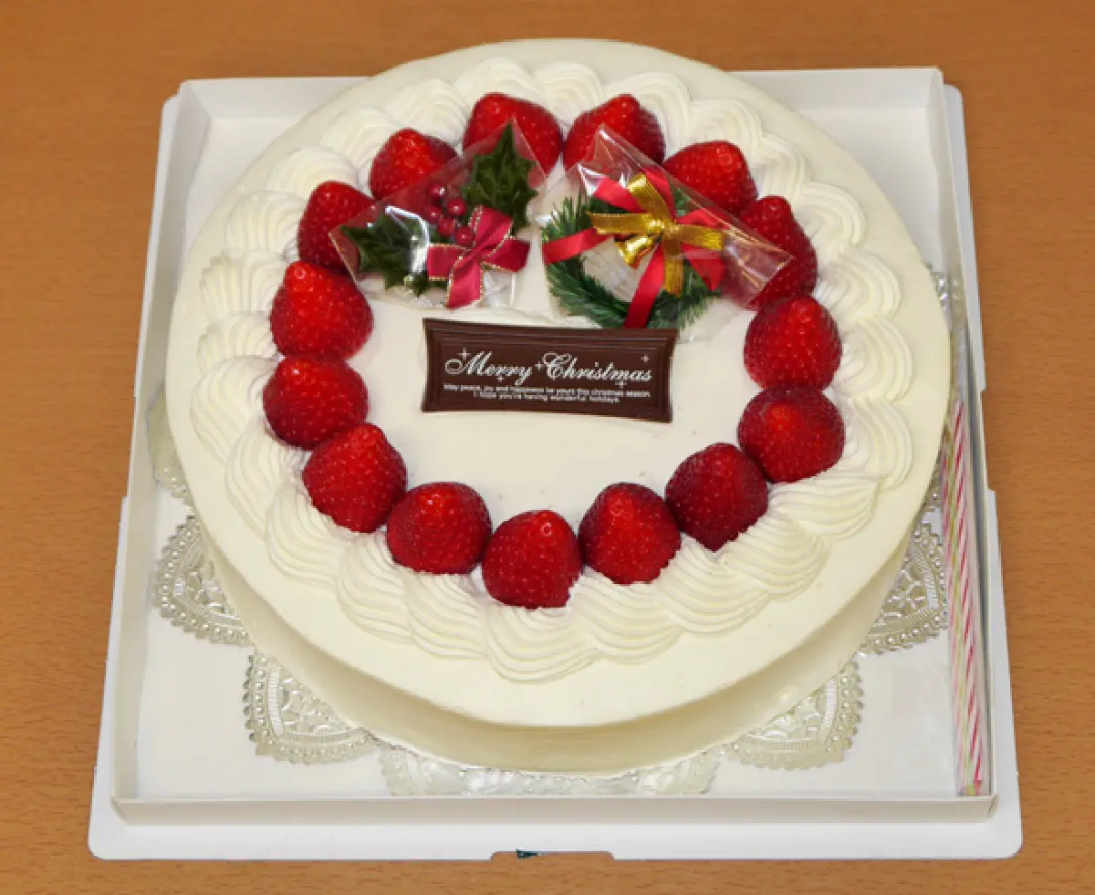 ต้อนรับเทศกาลแห่งความสุขด้วยน้ำอัดลมรสคริสต์มาสเค้ก