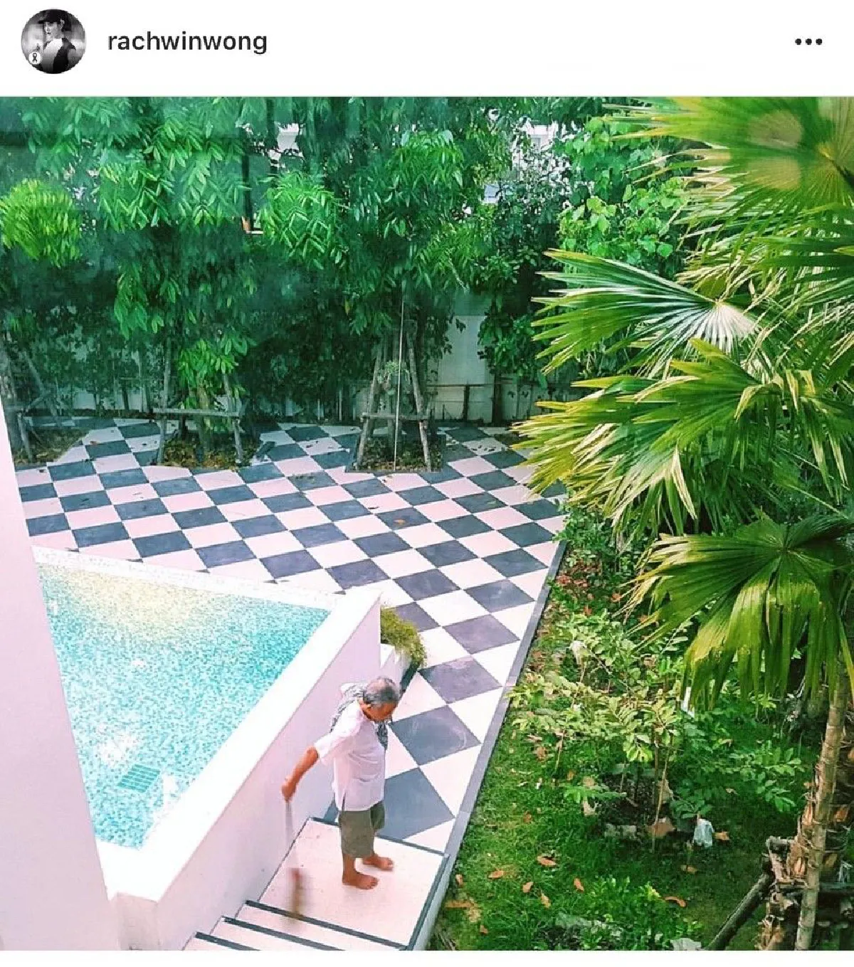 บ้านหลังใหญ่แสนอบอุ่นของ “ก้อย รัชวิน”  กับสไตล์โมเดิร์นและลงตัว