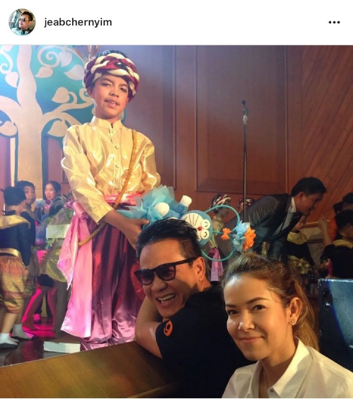 4 สาวนอกวงการ..ผู้กุมหัวใจหนุ่มๆ “เป็นต่อ”