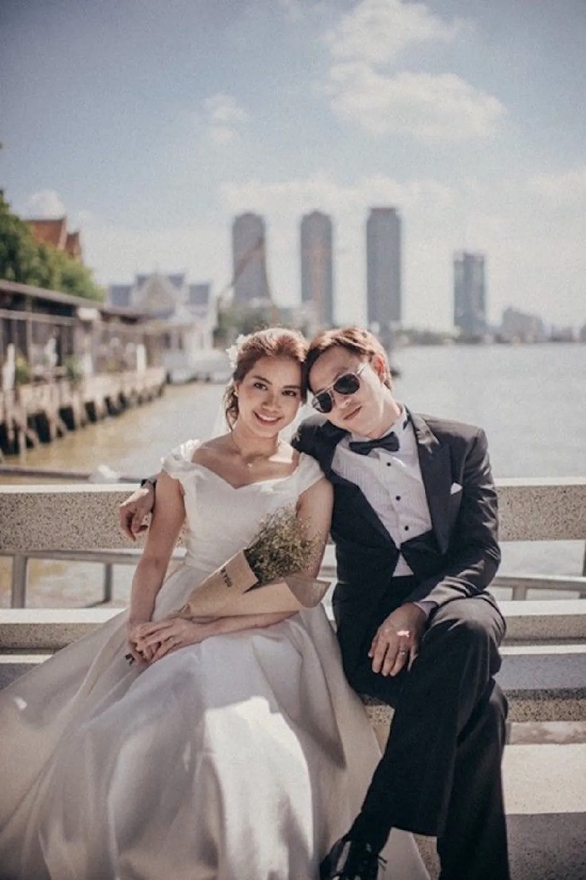 4 สาวนอกวงการ..ผู้กุมหัวใจหนุ่มๆ “เป็นต่อ”