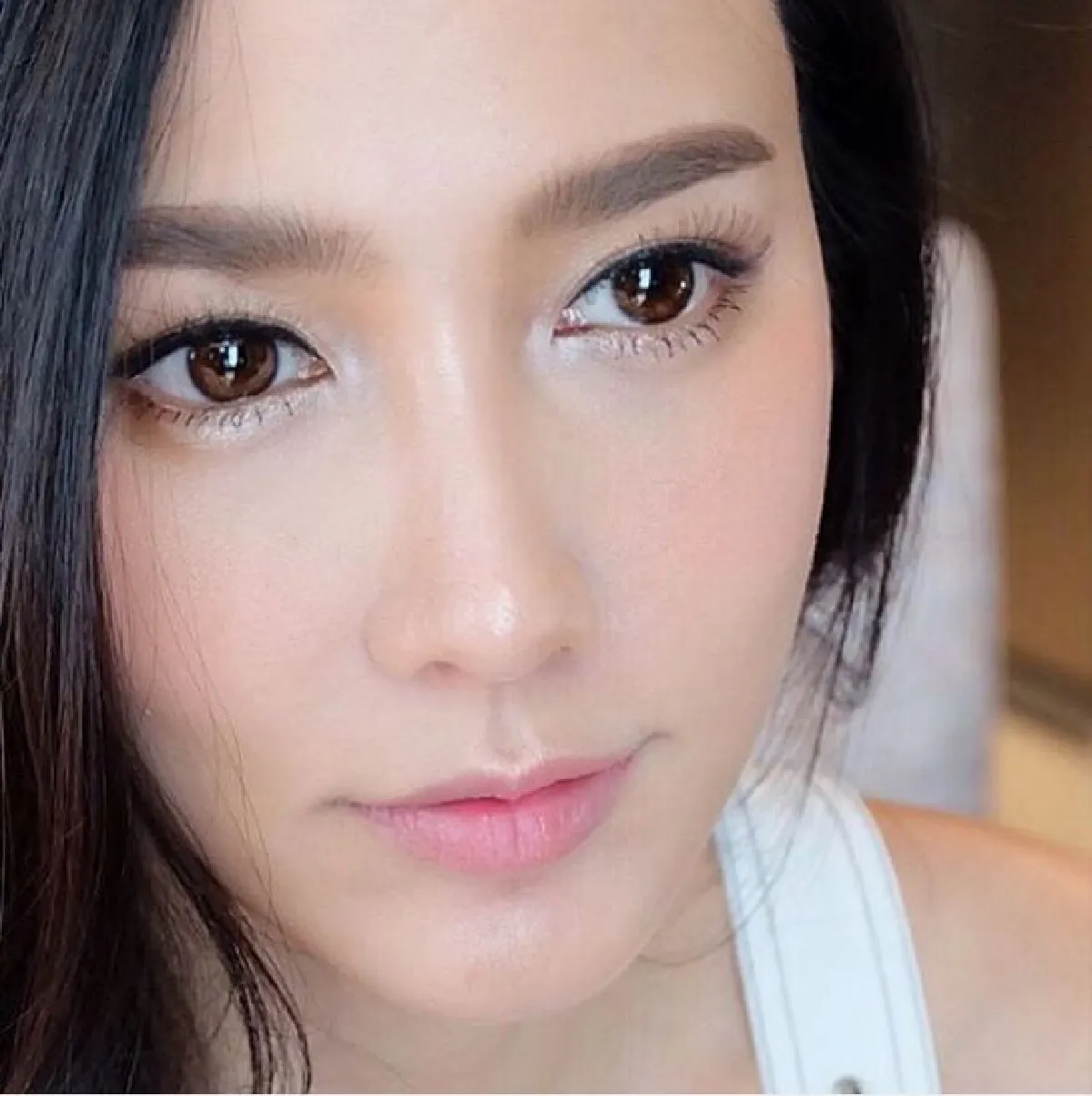 ซุปตาร์หน้าเด็ก "อั้ม พัชราภา” กับลุคแต่งหน้า ที่สวยเกินห้ามใจ