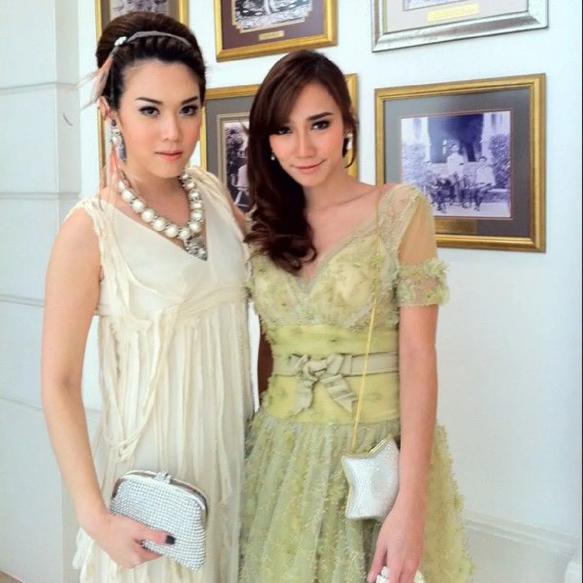 ย้อนดูภาพคู่เพื่อนซี้ “อั้ม-เมย์” ตั้งแต่อดีตจนถึงปัจจุบัน