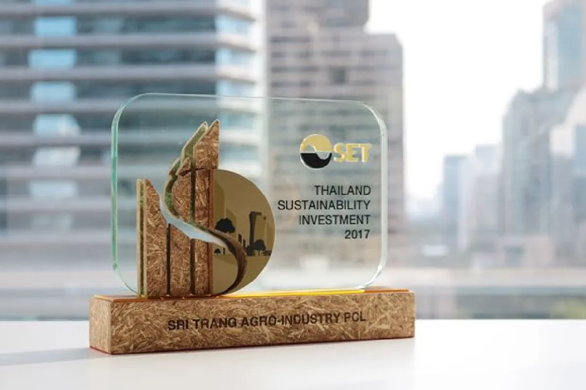บริษัท ศรีตรังแอโกรอินดัสทรี จำกัด (มหาชน) รับรางวัล  THAILAND SUSTAINABILITY INVESTMENT 2017