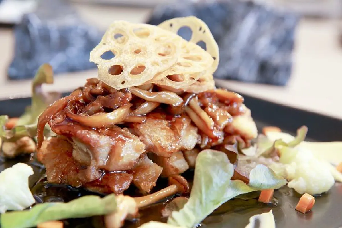 อร่อยแบบโมเดิร์น เจแปนนิส ห้องอาหารญี่ปุ่นมิโดริ