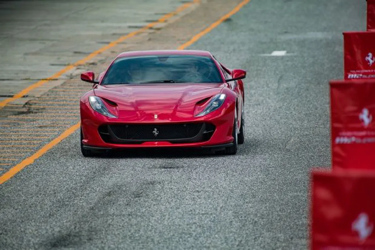 คาวาลลิโน มอเตอร์ จัดงาน Ferrari 812 Superfast Exclusive Test Drive With VIP เปิดประสบการณ์สุดพิเศษ ร่วมสัมผัส เฟอร์รารี่ 812 ซูเปอร์ฟาสต์