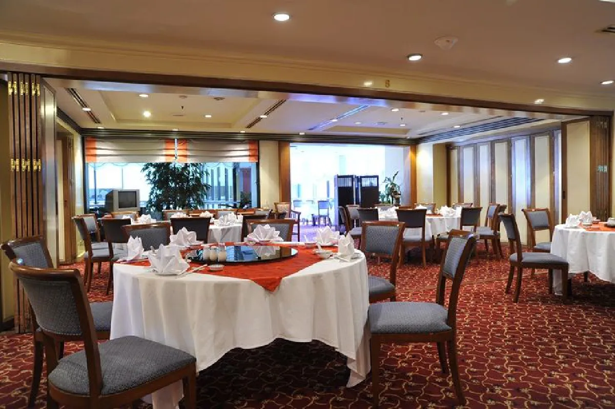 อาหารจีนต้นตำรับกวางตุ้งที่ ฟุ หมาน เหลา