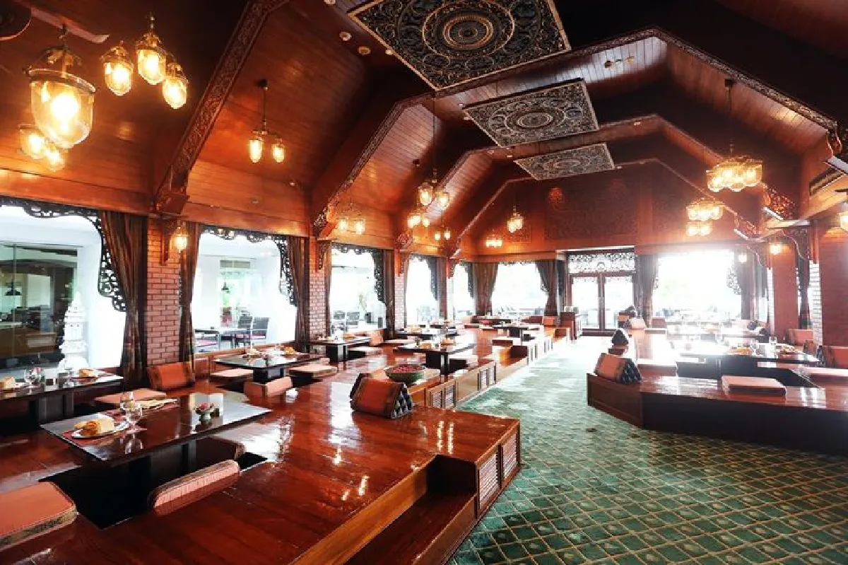 ธาราทอง 3 ทศวรรษตำรับไทยชาววัง