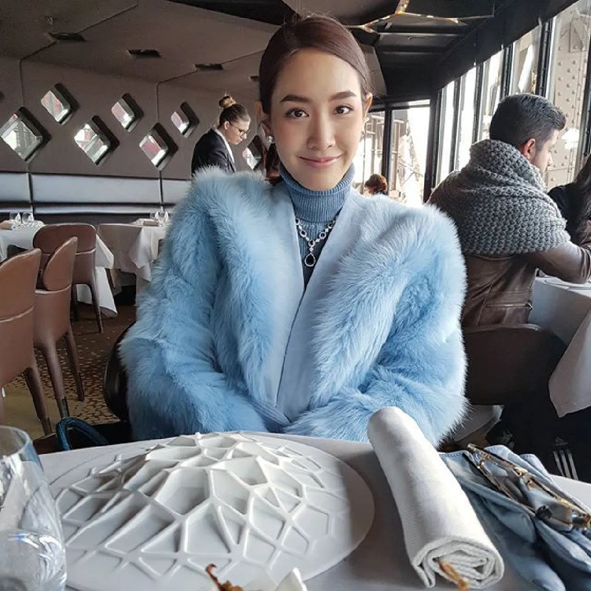 สวยหรูดูแพงมาก! ส่องทริปหวานที่ปารีสของ มิน พีชญา-ไฮโซโอ๊ต