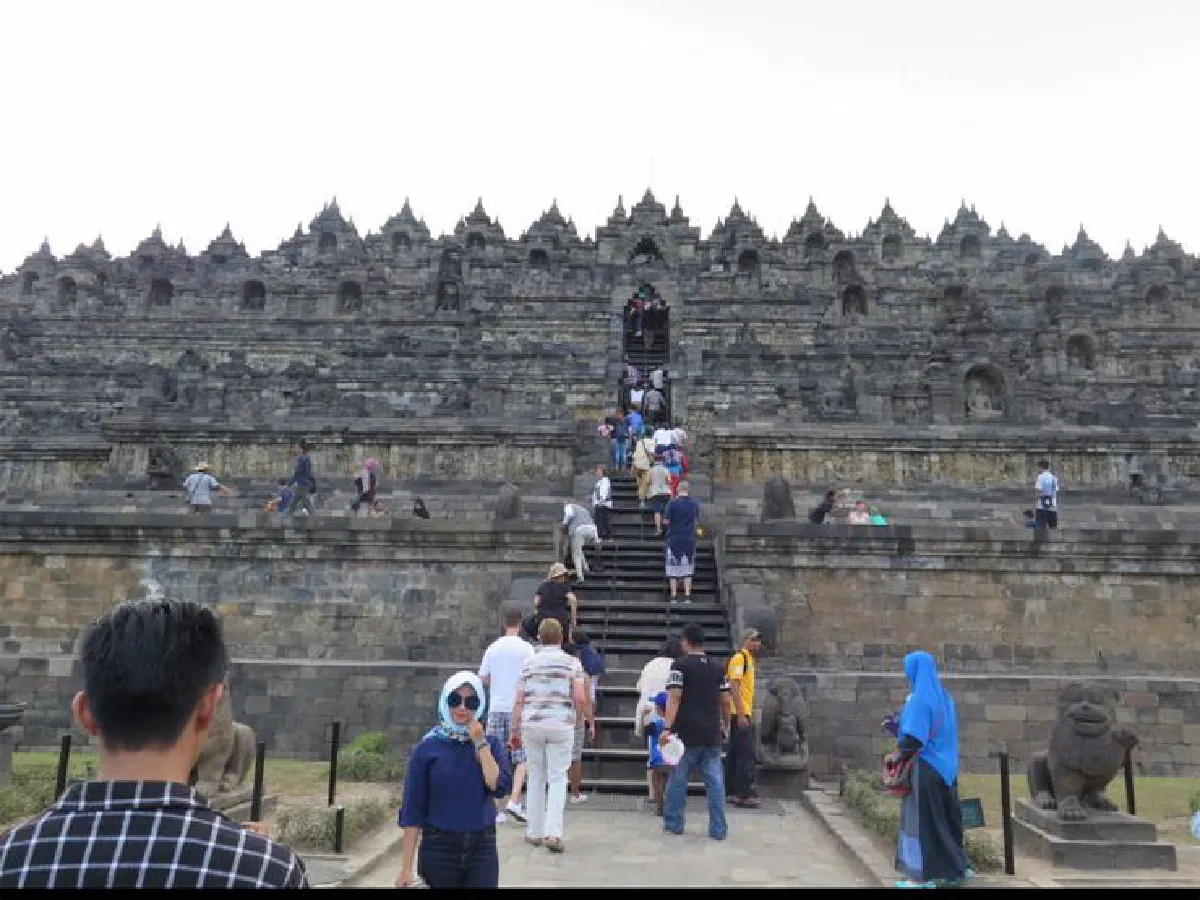 ความอัศจรรย์แห่งบุโรพุทโธ