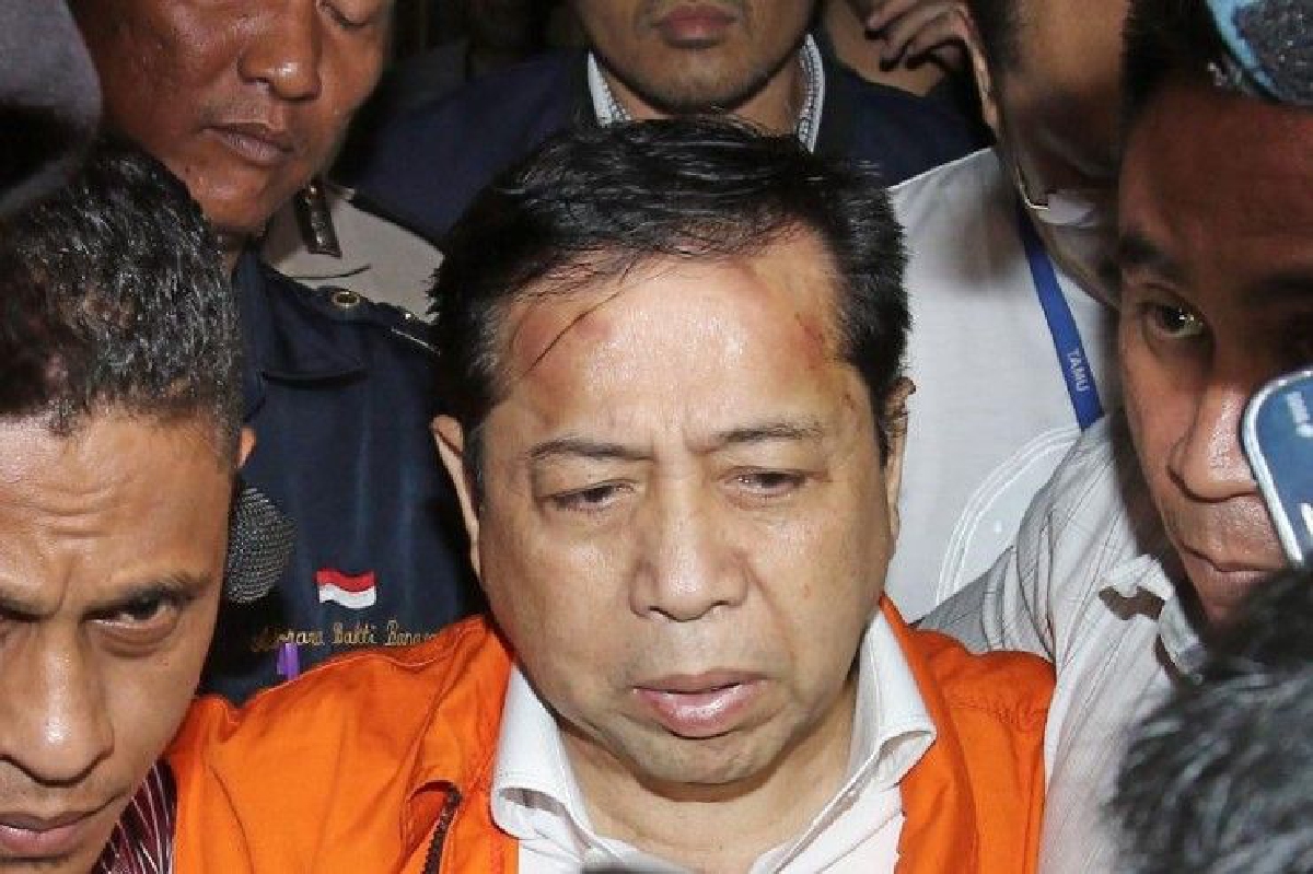 ฝากขังปธ.สภาอินโดนีเซีย ทุจริตพันล้าน ฝากขังปธ.สภาอินโดนีเซีย ทุจริตพันล้าน