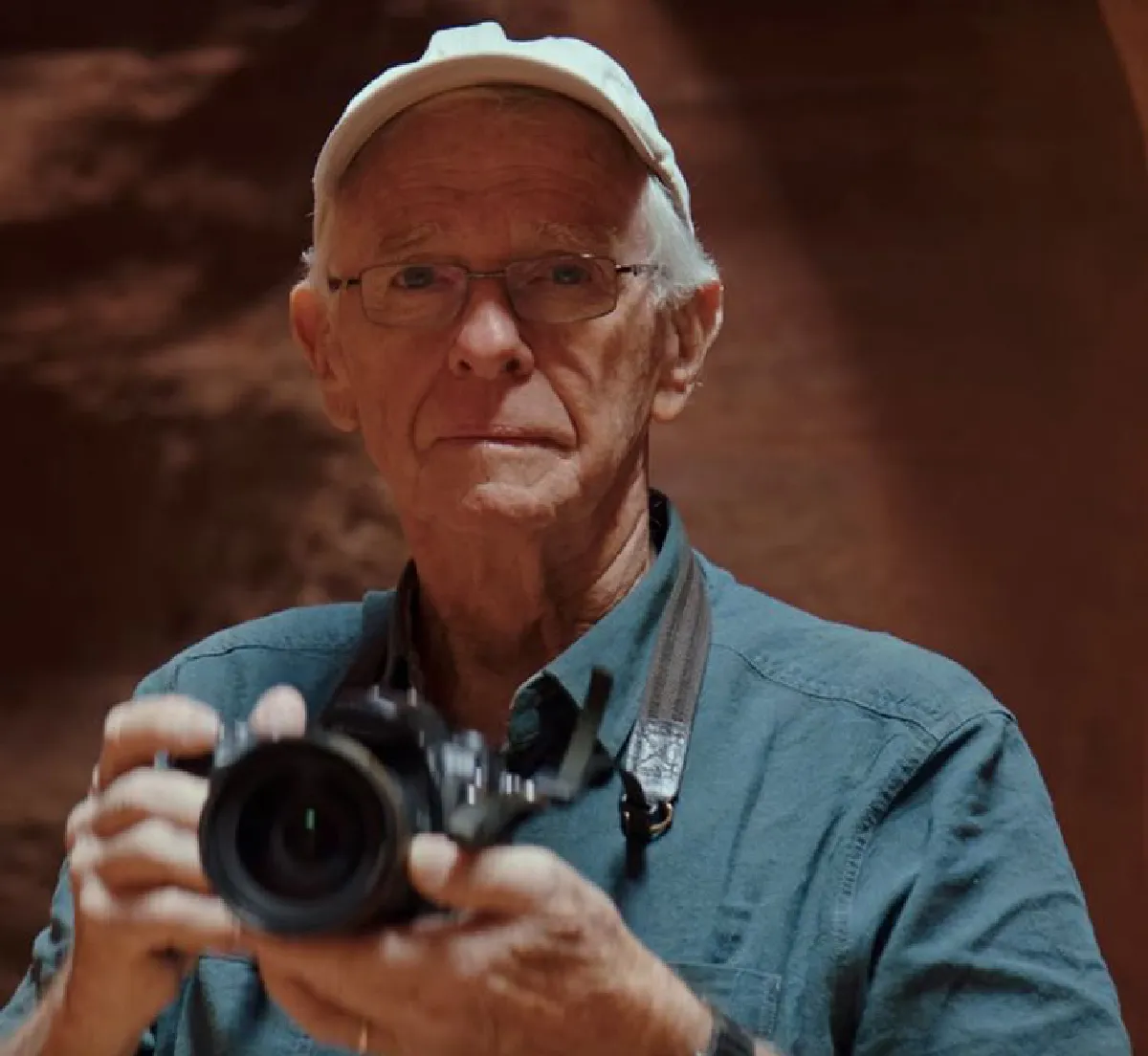 ช่างภาพผู้อยู่เบื้องหลังวอลเปเปอร์ในตำนาน กลับมาพร้อมโปรเจคใหม่แล้ว!