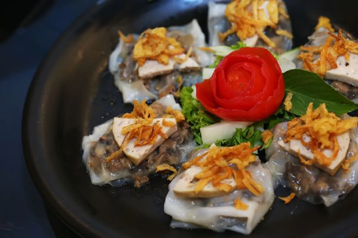 เลอ ดานัง อาหารเวียดนามบนโรงแรมห้าดาว