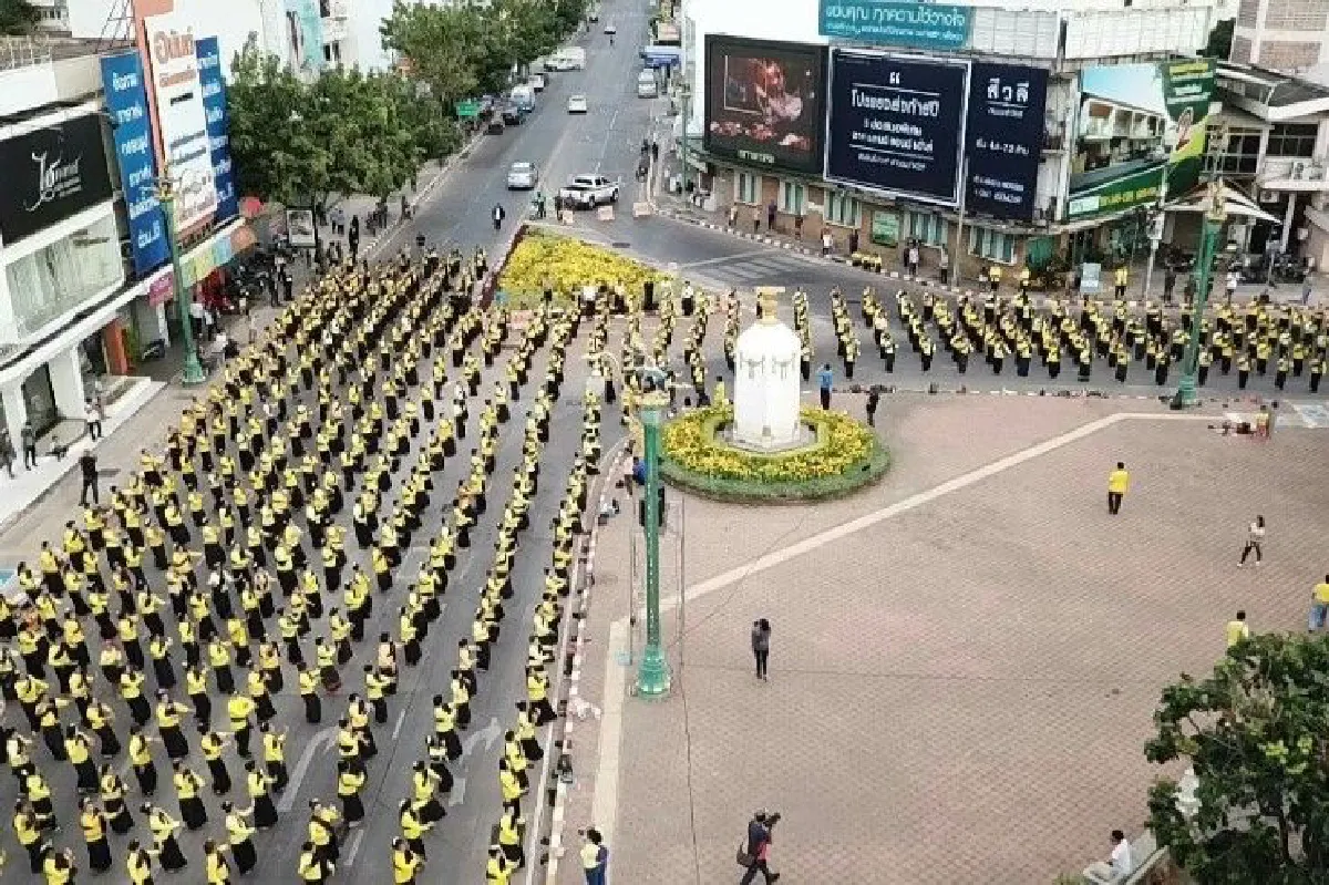 ตระการตานางรำซ้อมใหญ่บวงสรวงฉลอง220ปีเมืองขอนแก่น