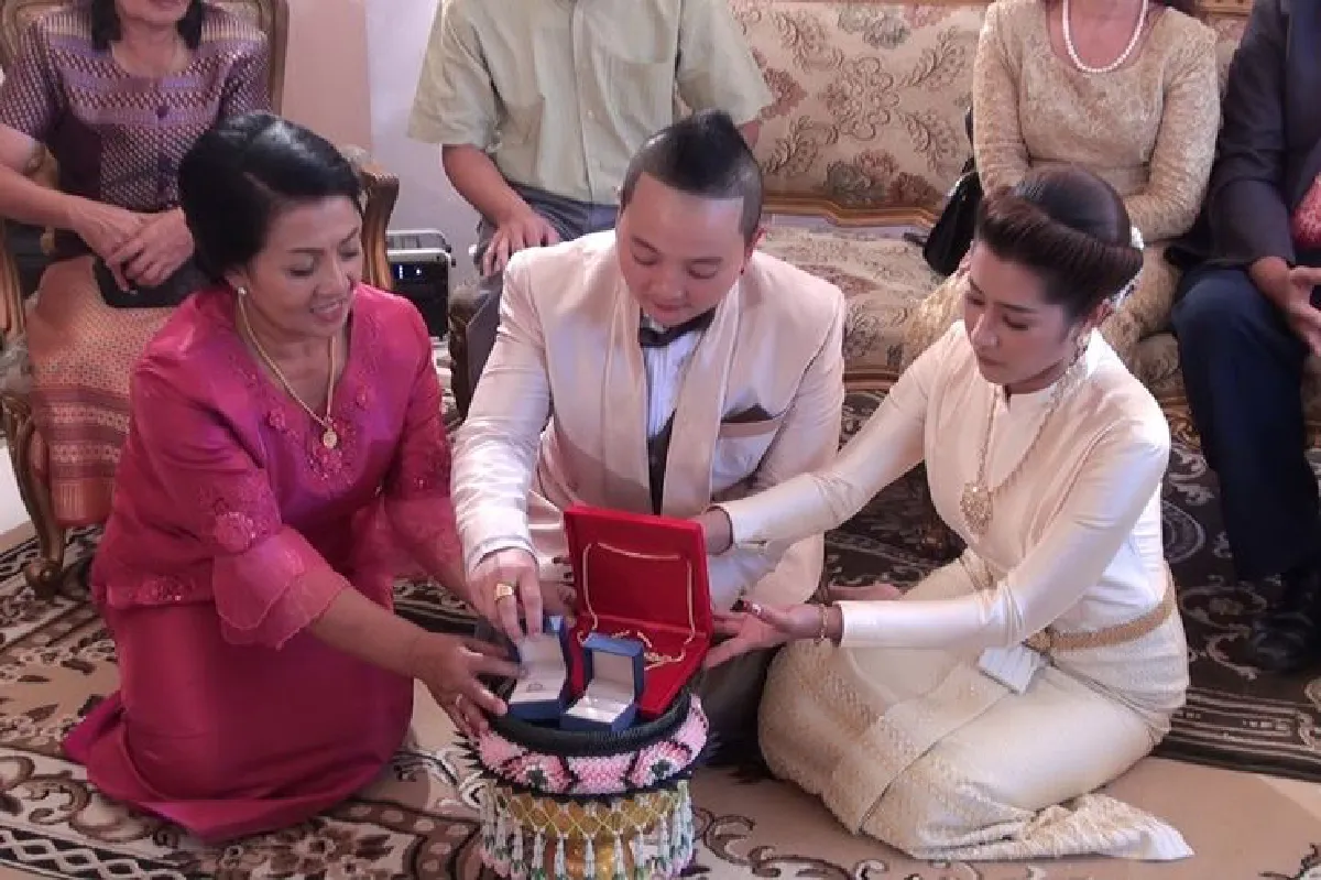 "รักแท้"ทอมหล่อหอบสินสอดกว่าล้านบาทแต่งดี้สวย