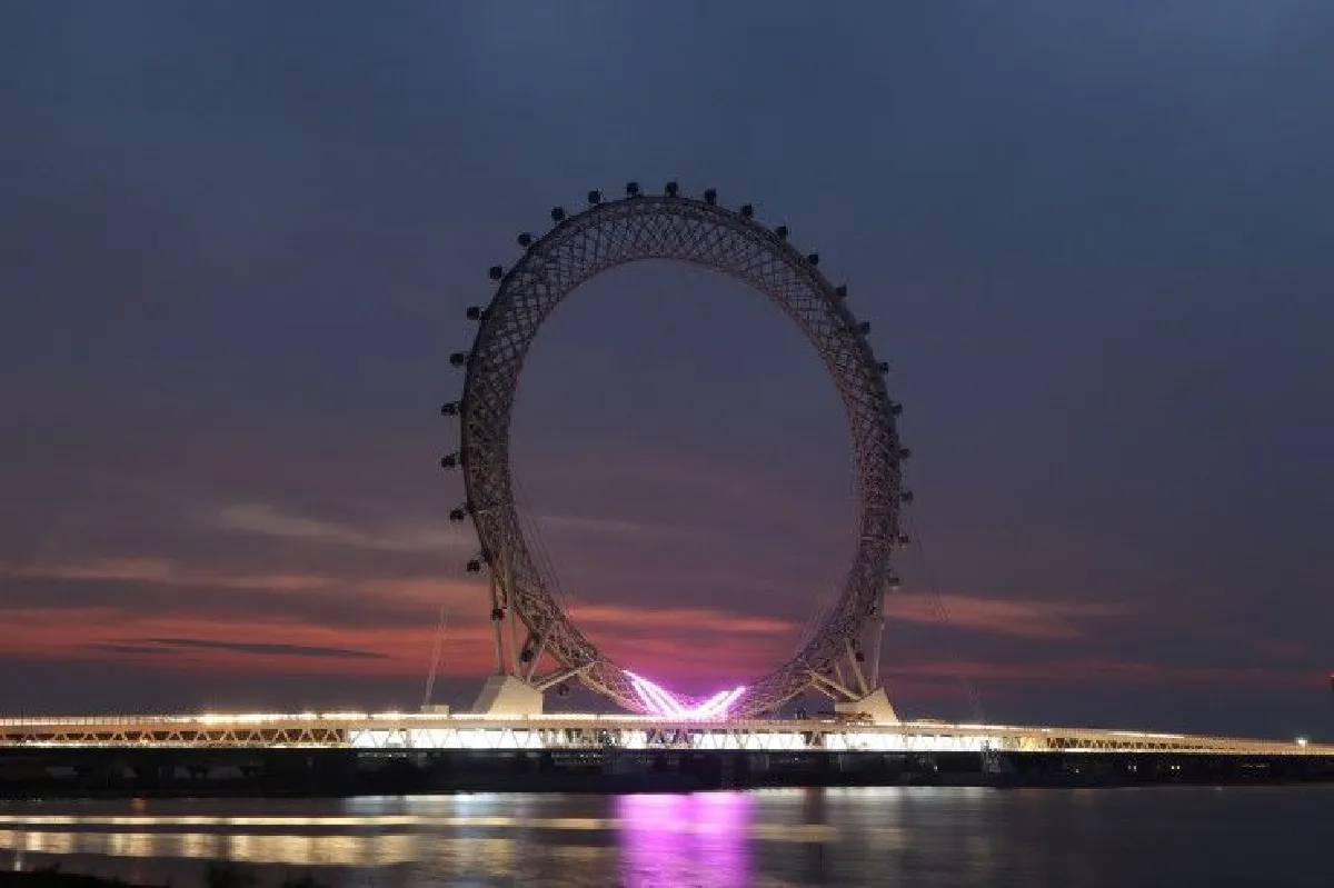 จีนสร้าง "ชิงช้าไร้แกน" ใหญ่สุดในโลก