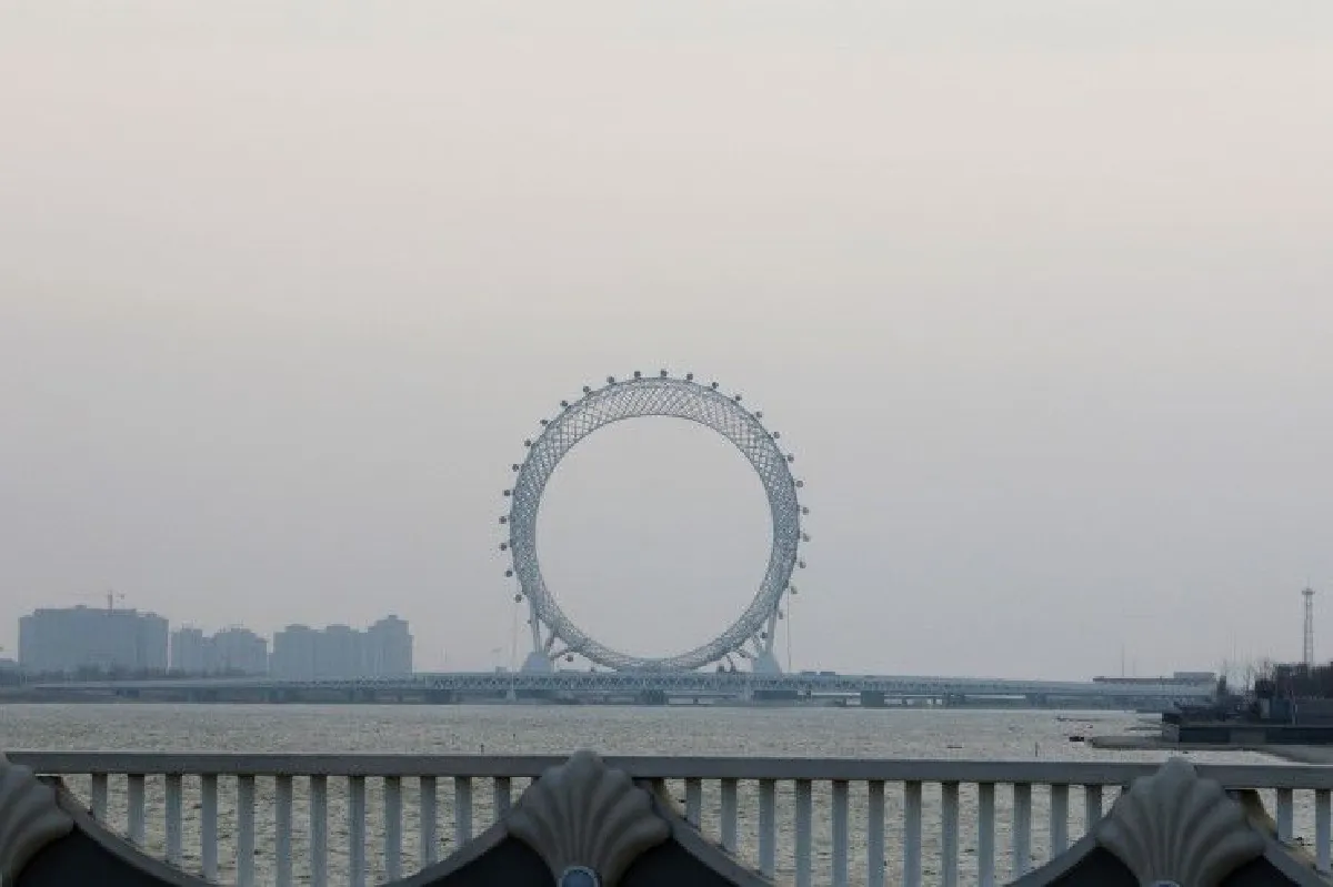 จีนสร้าง "ชิงช้าไร้แกน" ใหญ่สุดในโลก