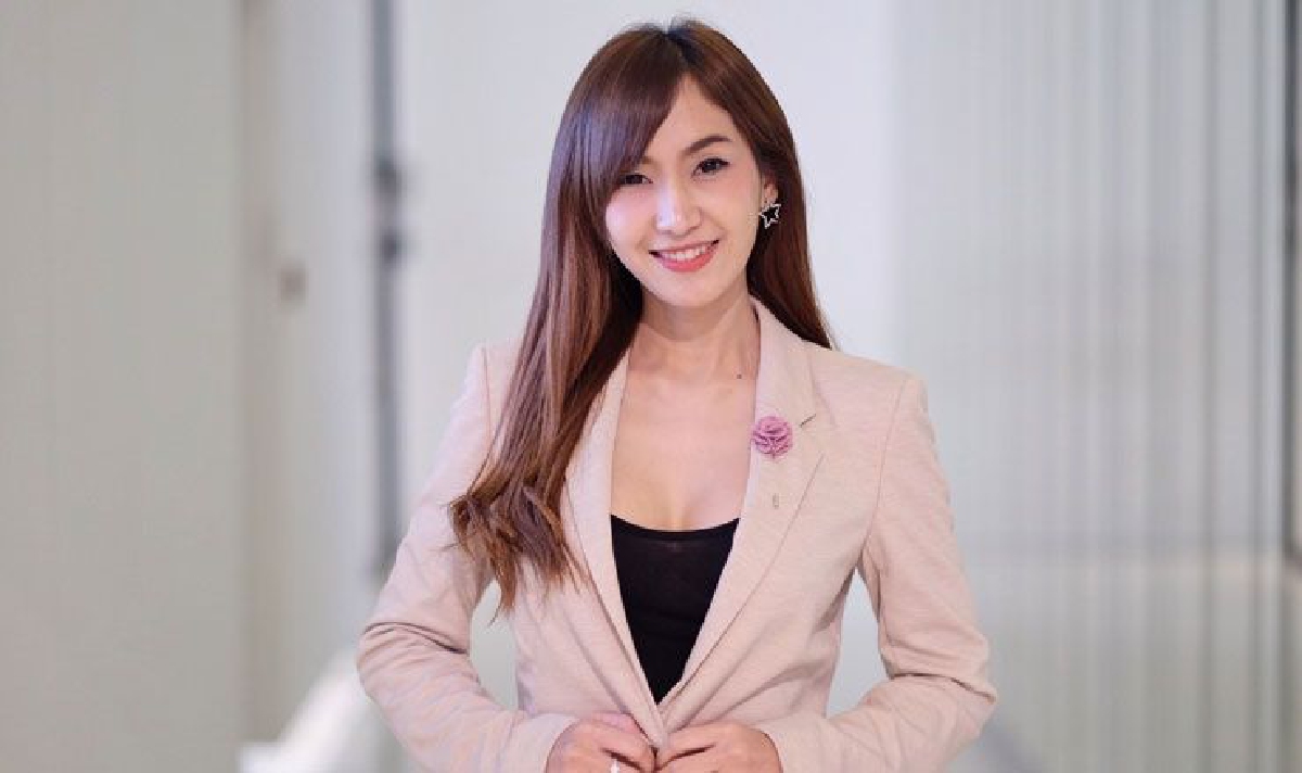 "ไม่ยอมแก่" CEO โอบาจิ เผยทดลองใช้เอง 6 เดือน กว่าจะได้มาส์กใต้ตายอดนิยม "ไม่ยอมแก่" CEO โอบาจิ เผยทดลองใช้เอง 6 เดือน กว่าจะได้มาส์กใต้ตายอดนิยม