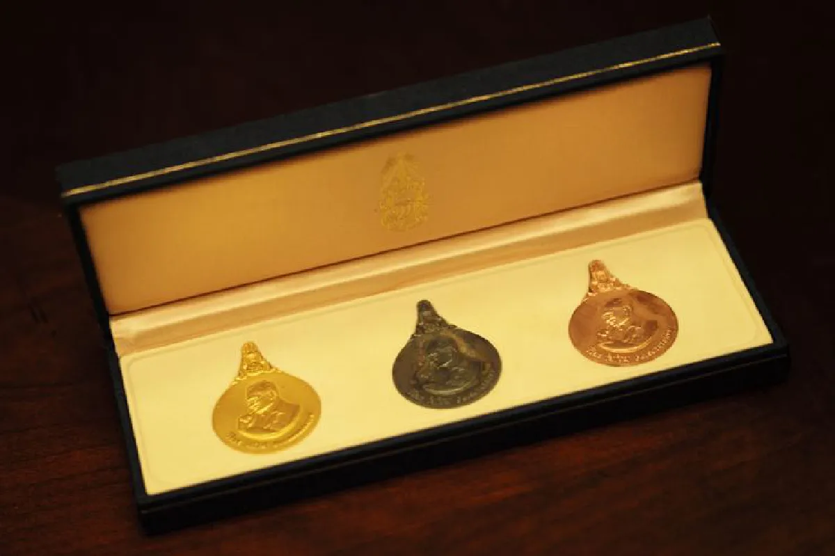 ยึดความเพียร ‘พระมหาชนก’ ทำงานการเมือง