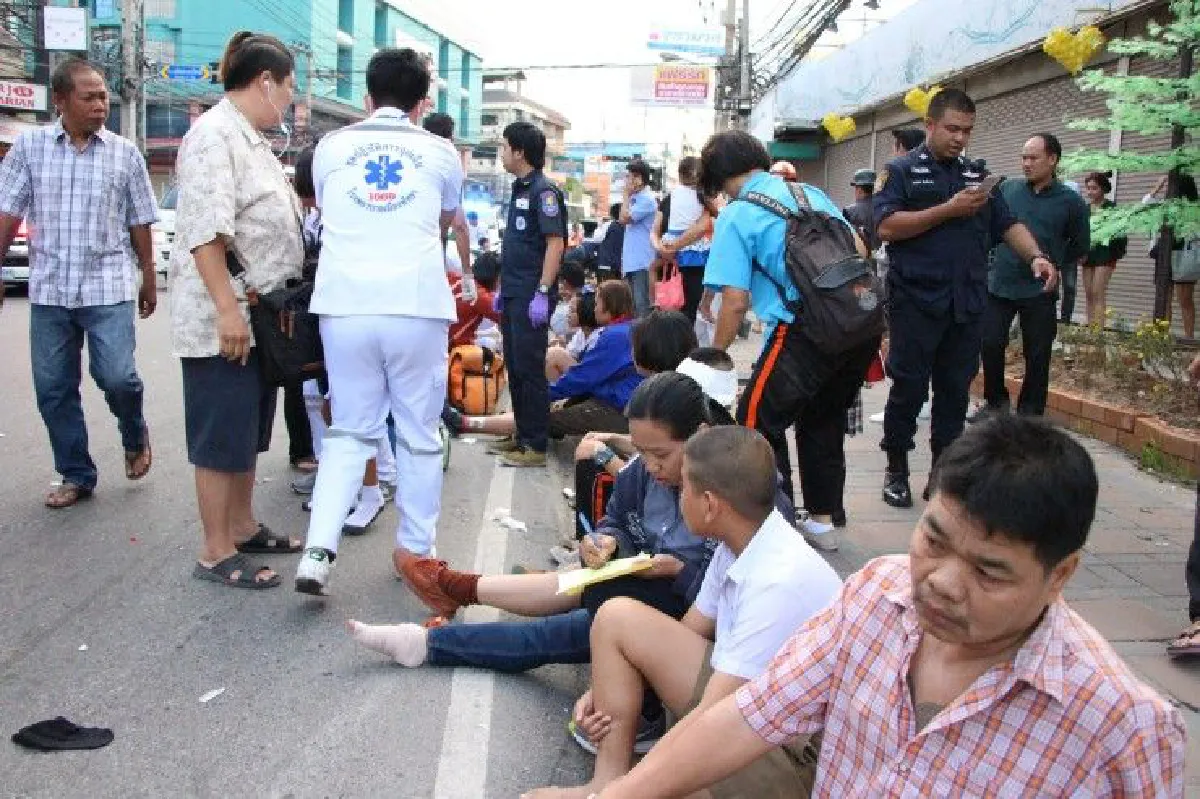 กระบะชนแหลกพัทยาดับ2เจ็บ15 คนขับอ้างลมชักกำเริบ