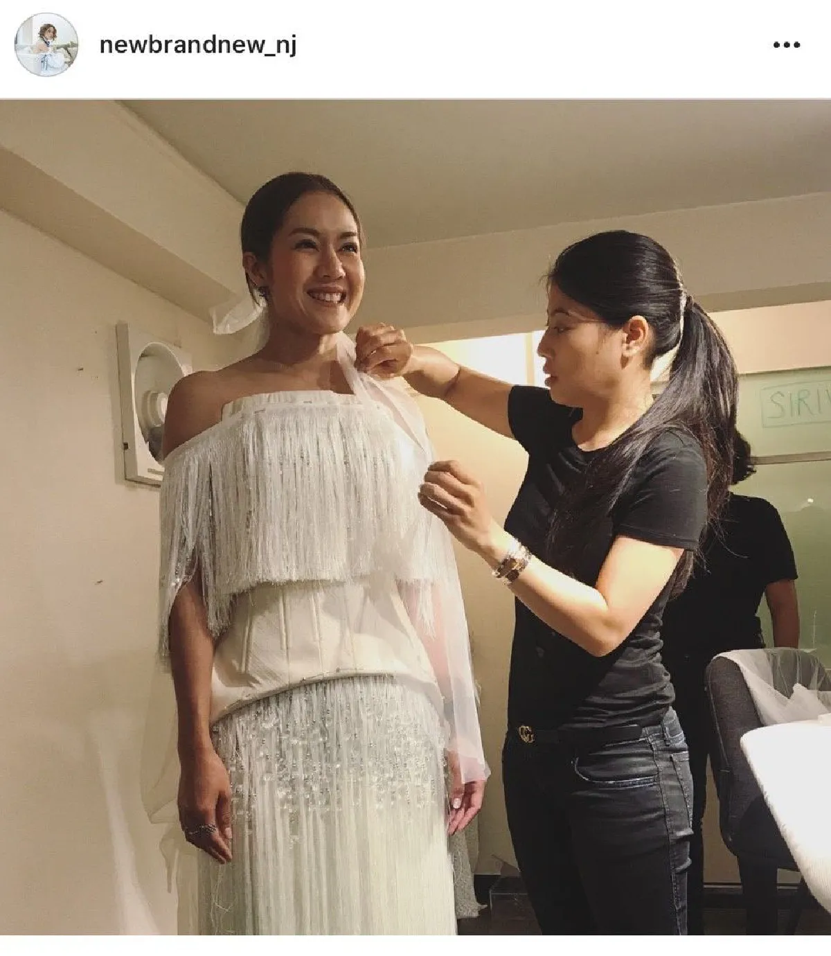 “นิว นภัสสร” ปลื้มปิติ! “พระองค์หญิงสิริวัณณวรีฯ” ประทานตัดชุดวิวาห์ให้