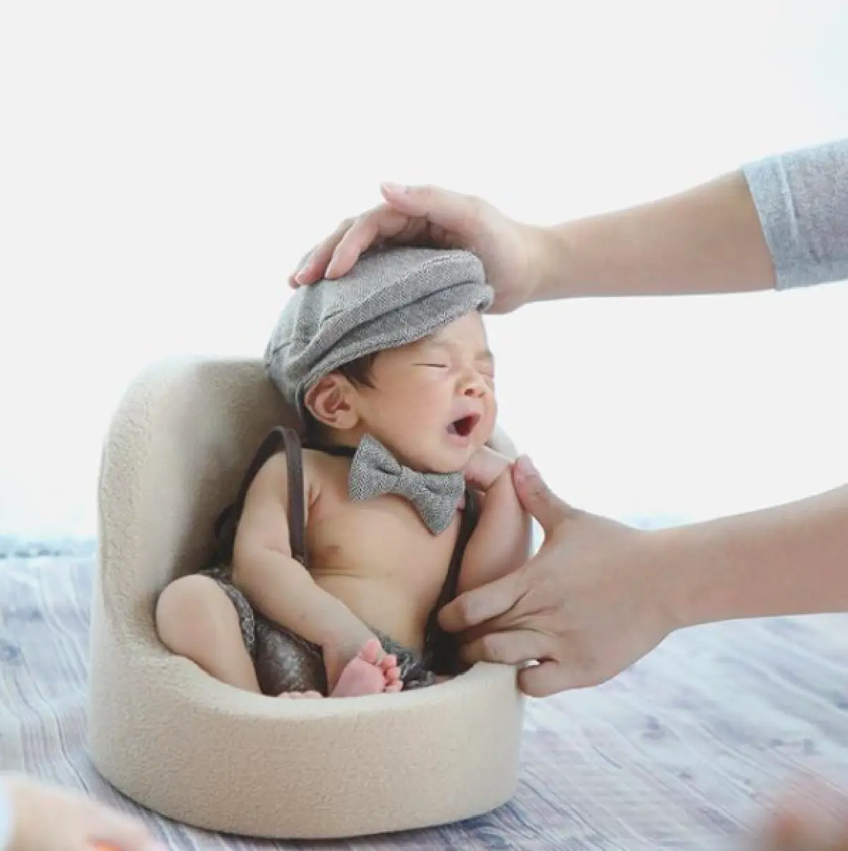 “น้องอคิณ” ลูกชาย "เนย โชติกา” กับโมเม้นท์ถ่ายแบบครั้งแรกสุดน่ารัก