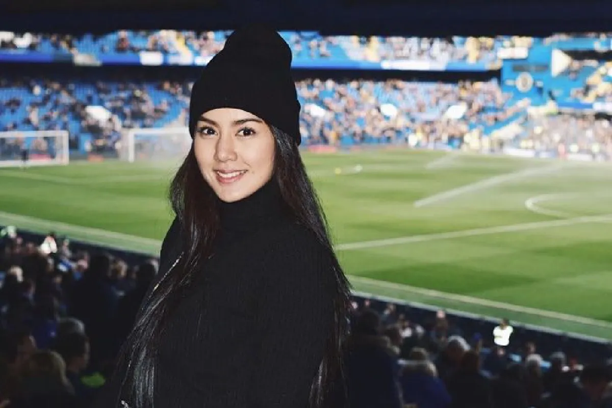 ภาพคู่ก็มา! มะนาว ศรศิลป์-ตอง กวินทร์ อวดความหวานทริปอังกฤษ