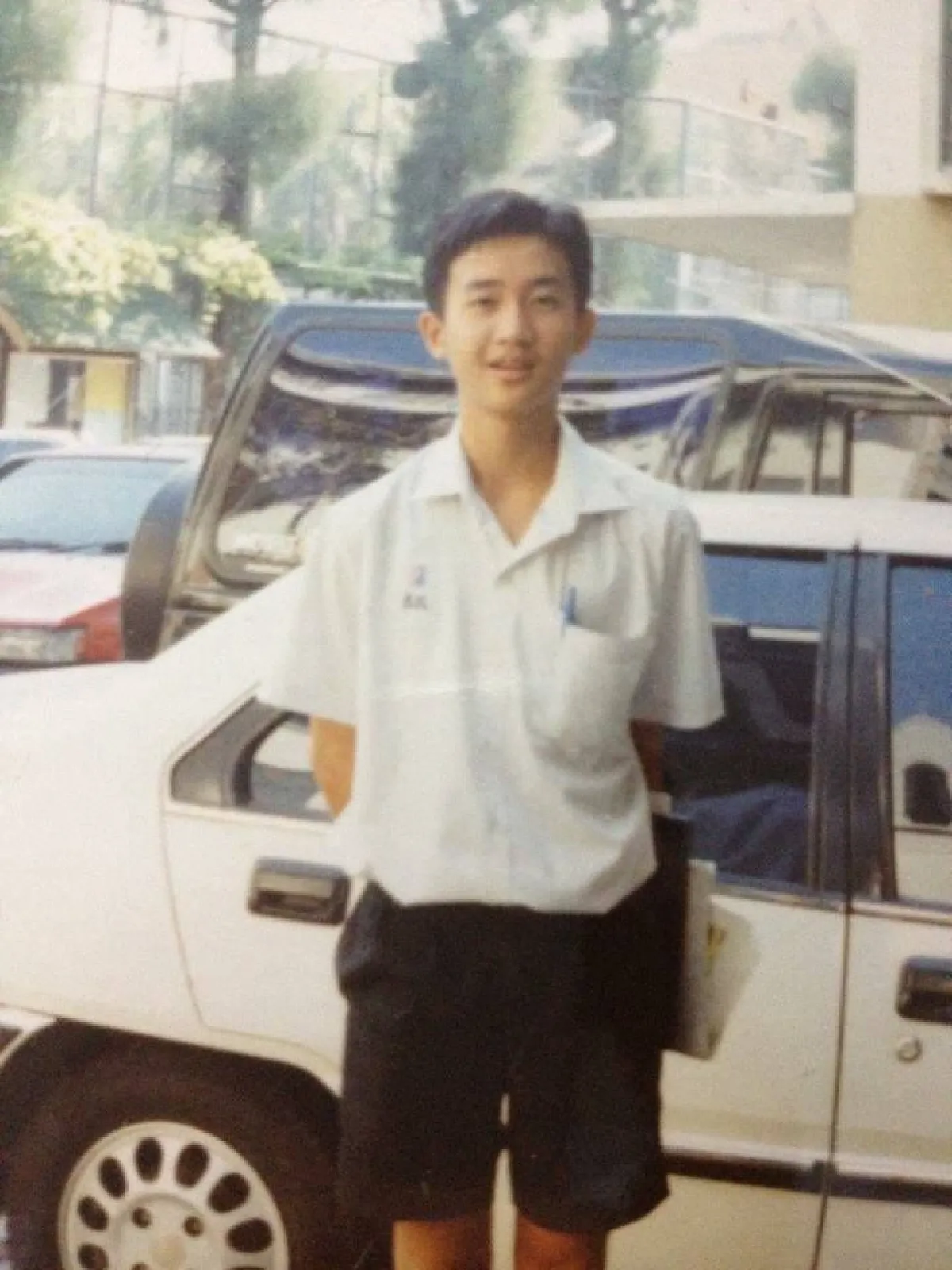 อีกหน่อยเราจะดัง! เผยภาพ พี่ตูน สมัยม.ปลายพร้อมลายเซ็นต์เวอร์ชั่นแรก