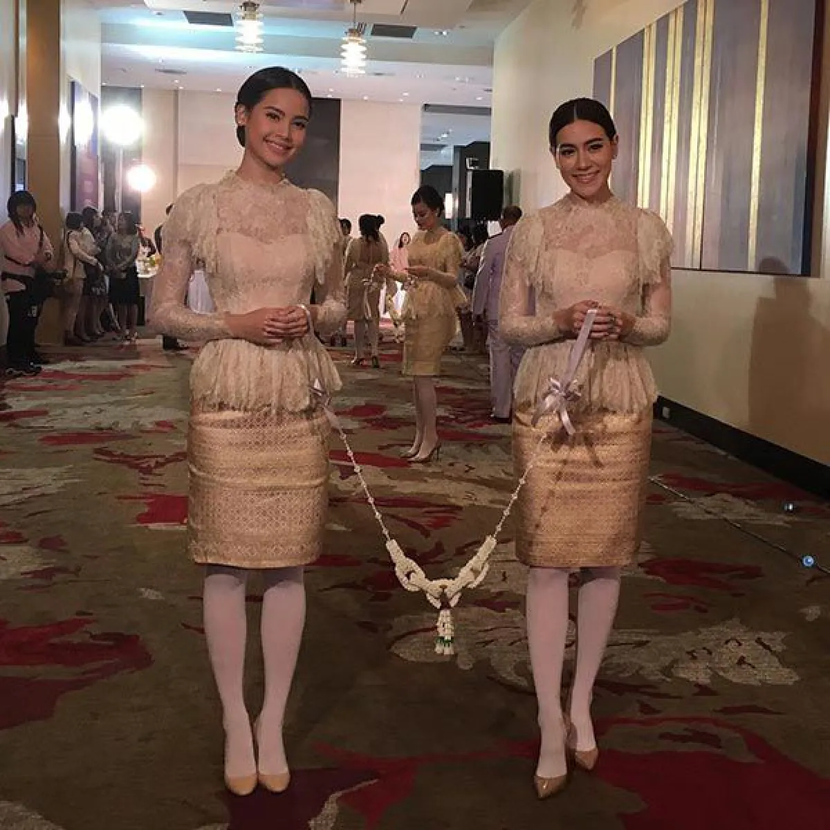 ส่องแก๊งเพื่อนเจ้าสาว มาร์กี้-ป๊อก คัดมาเน้นๆสวยระดับนางเอกทั้งนั้น