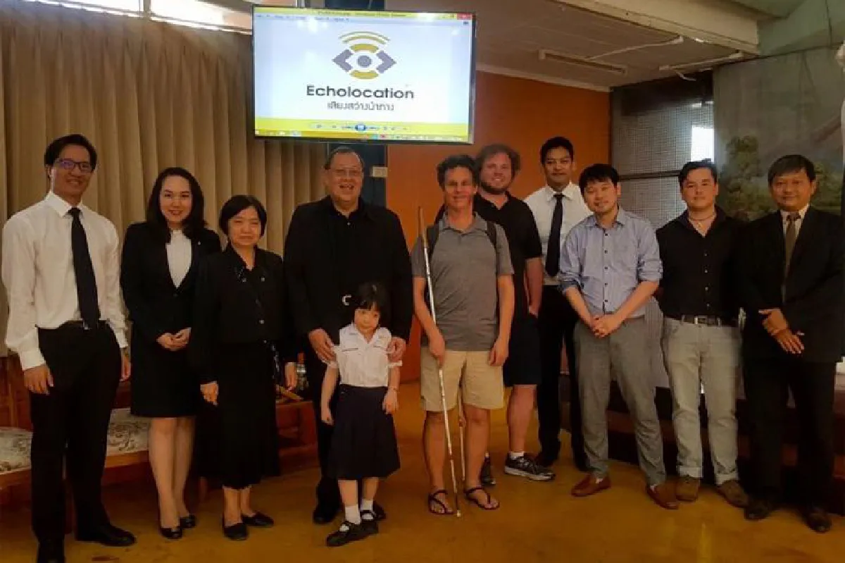 สุขใจของ ขรรค์ ประจวบเหมาะ นำแสงสว่าง & โอกาสแด่ผู้พิการทางสายตา