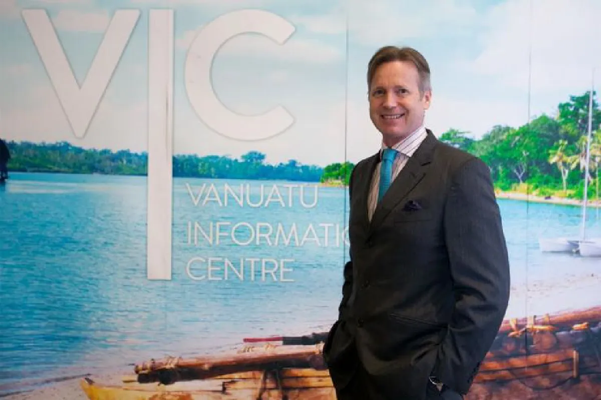 เจมส์ แมกซ์เวลล์ แฮร์ริส ‘วานูอาตู’ เกาะสวรรค์ที่ต้องทำความรู้จัก