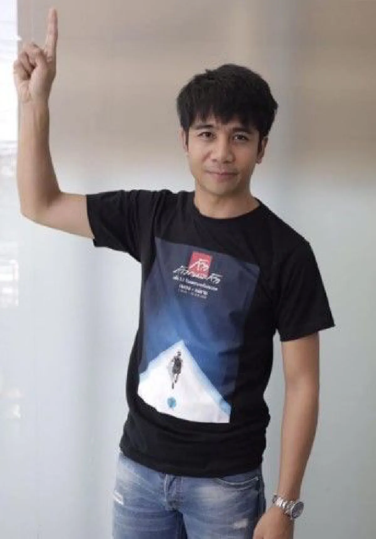 ก้อง ห้วยไร่ เตรียมวิ่งหาเงินสมทบตูนที่สกลนคร 12-13 ธ.ค.นี้