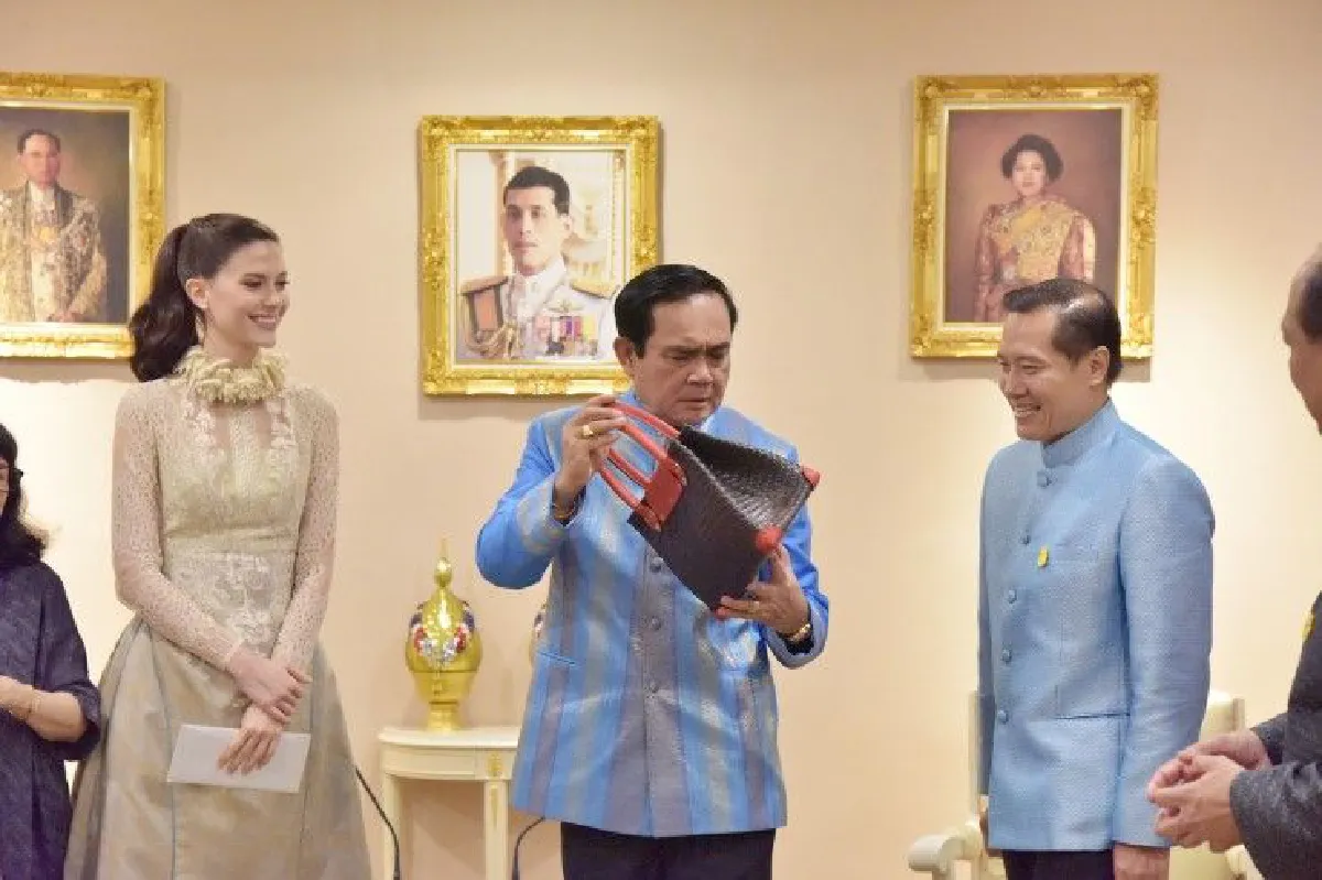 บิ๊กตู่ชวน "มารีญา" ร่วมงานทีมโฆษกรัฐ ขอบคุณสร้างความสุขให้คนไทย