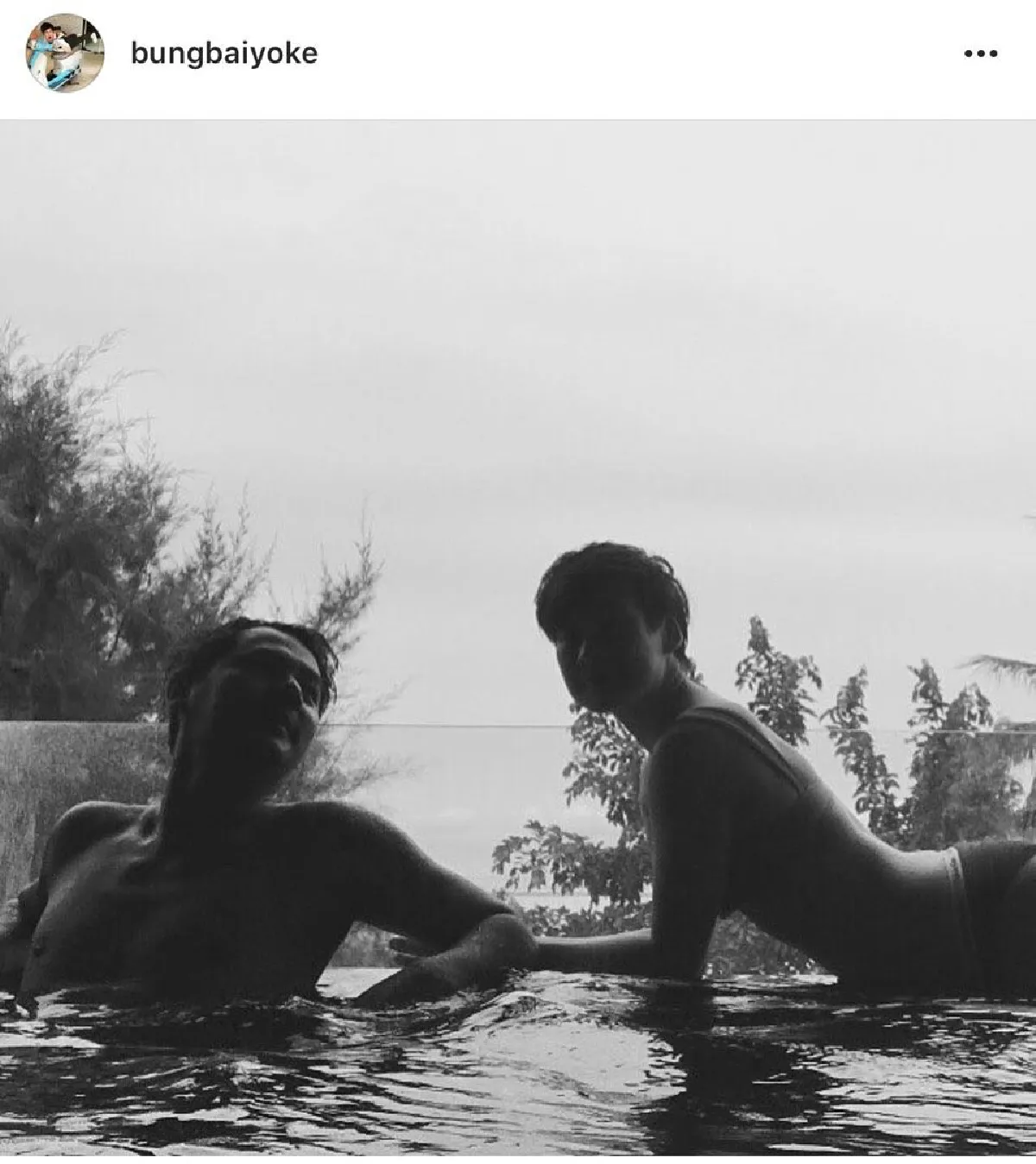 อวดหุ่นแซ่บ “บุ้ง ใบหยก” ทายาทใบหยก ภรรยา “เวฟ สาริน”