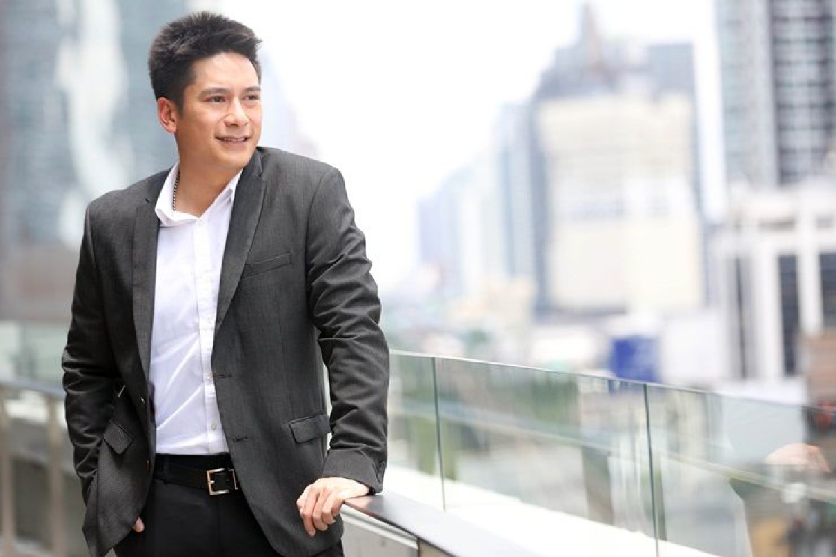 ทำงานต้องสามัคคี และ เป็นทีม ทำงานต้องสามัคคี และ เป็นทีม