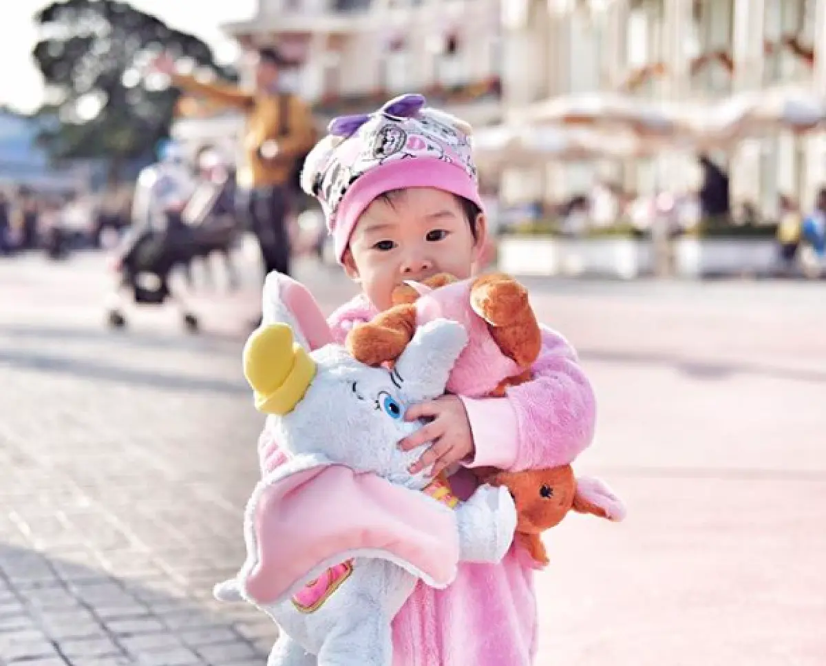 “น้องเป่าเปา” กับแฟชั่นสุดเก๋ ที่เห็นแล้วต้องยิ้มตาม