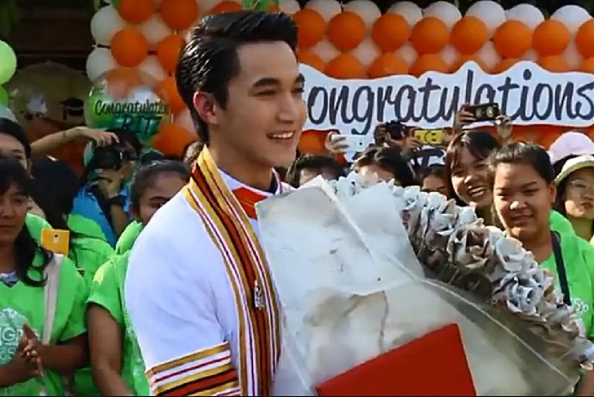 แม่เผยสุดภูมิใจ"ริท เดอะสตาร์"จบหมอเกียรตินิยมอันดับ2