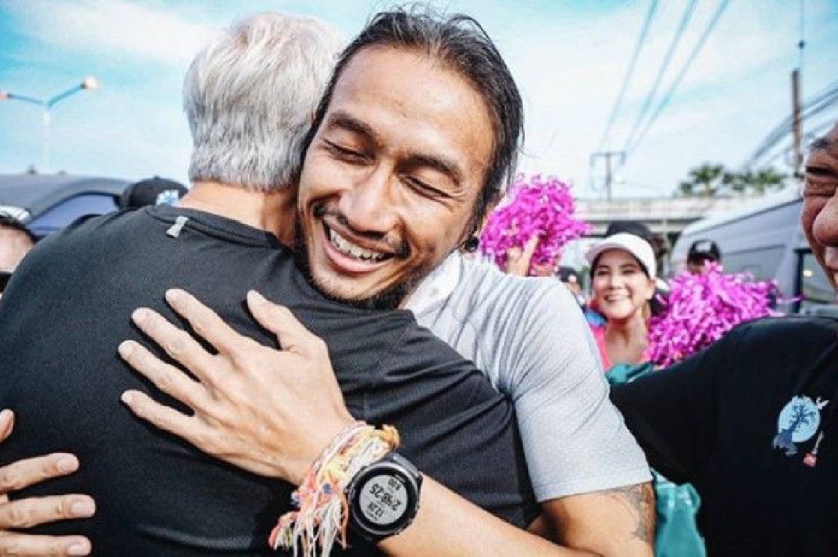 สุพรรณฯ ประกาศตั้งชื่อถนน"อาทิวราห์-คงมาลัย"เป็นเกียรติให้ ตูน บอดี้สเเลม สุพรรณฯ ประกาศตั้งชื่อถนน"อาทิวราห์-คงมาลัย"เป็นเกียรติให้ ตูน บอดี้สเเลม