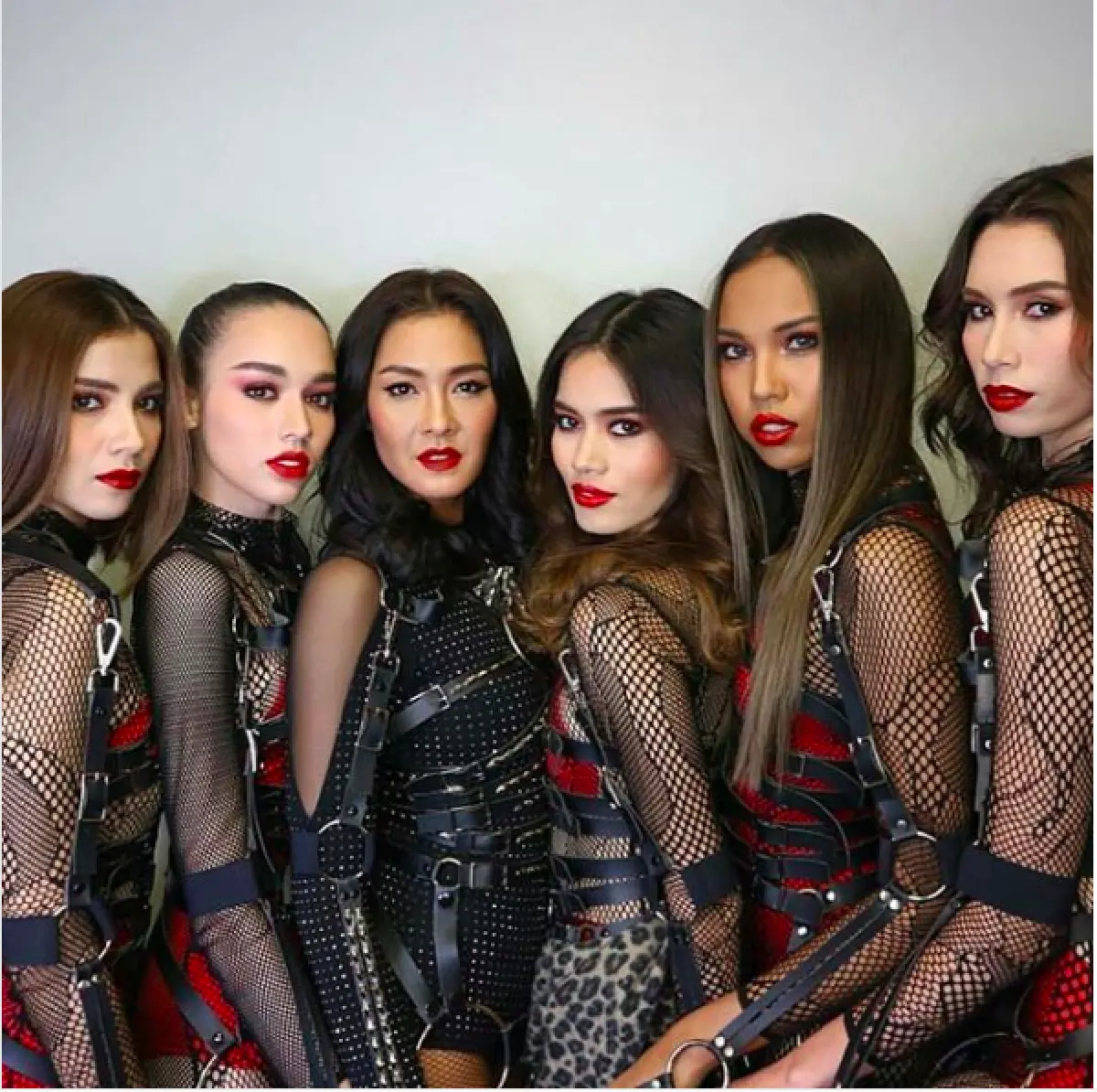 ขนลุกแล้ว...”แม่เกด” กับลีลาแดนซ์ซิงควีน เซ็กซี่ สุดเหวี่ยง